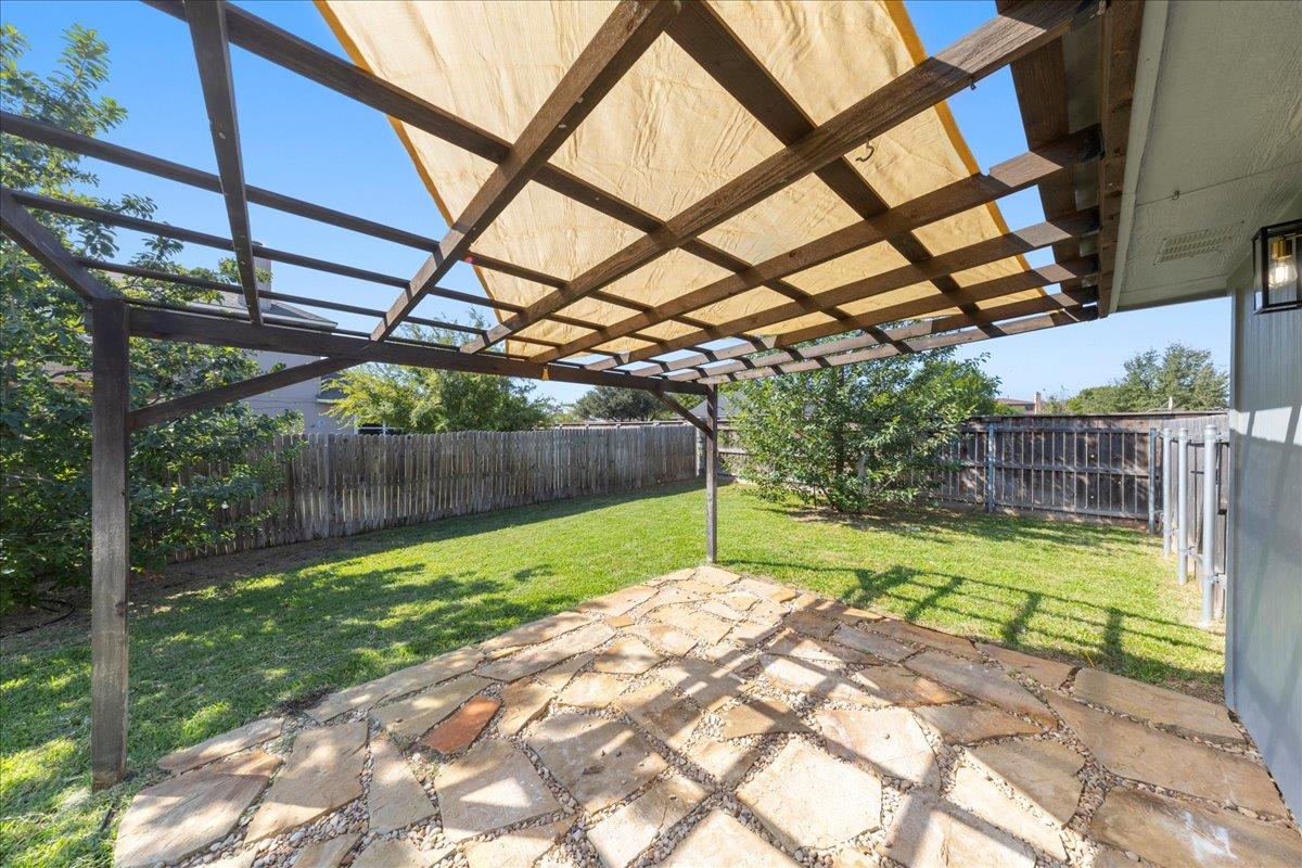 202 Ashbury DR, Leander