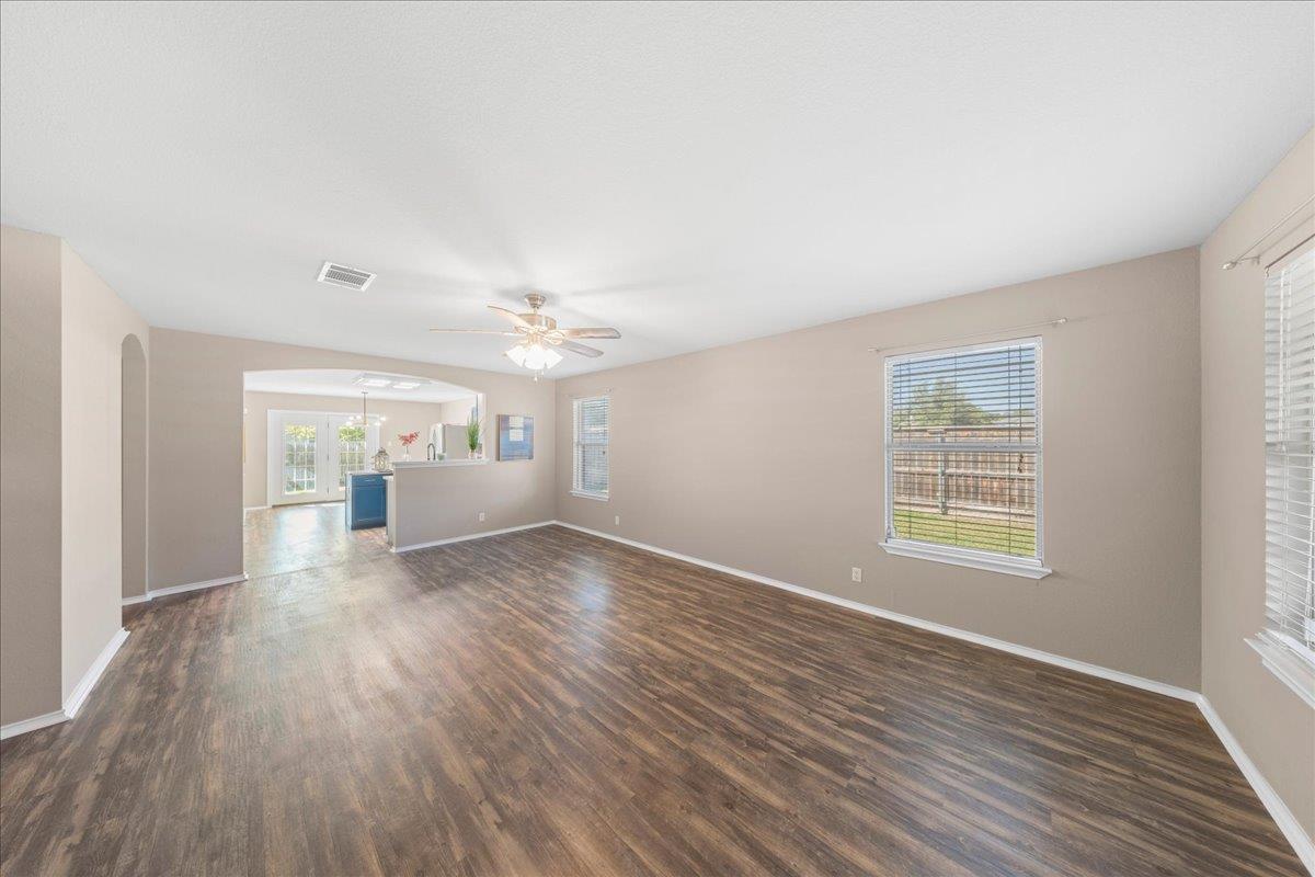 202 Ashbury DR, Leander