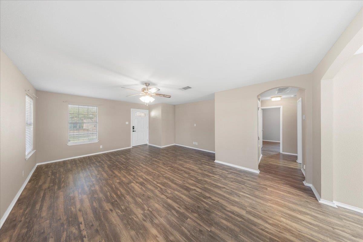 202 Ashbury DR, Leander