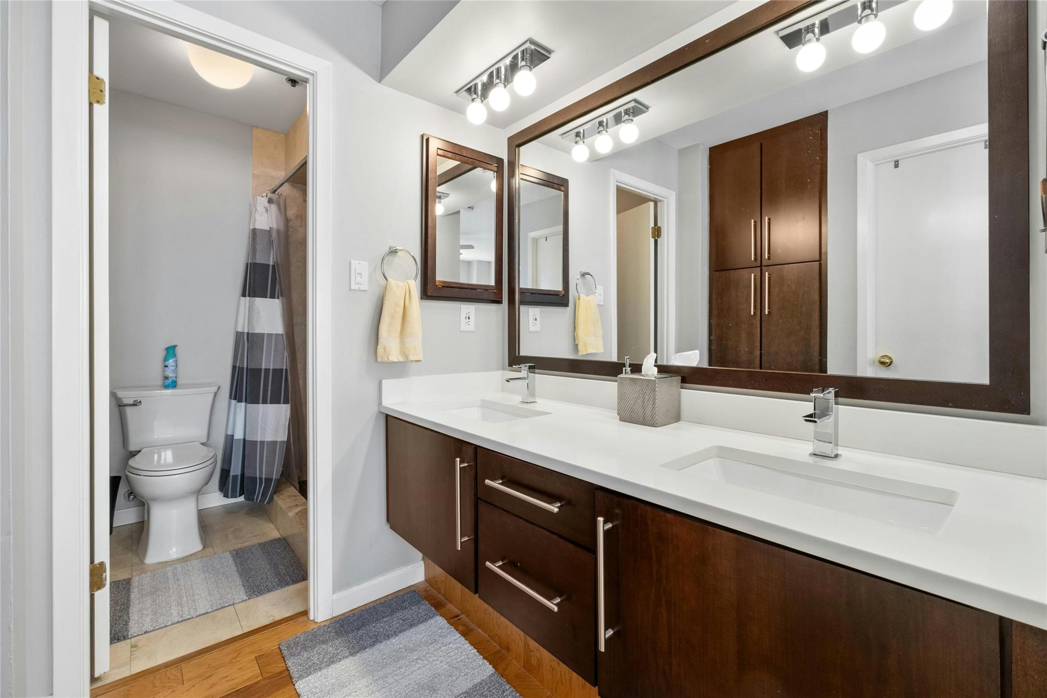 40 N Interstate Hwy 35 Unit: 3D4