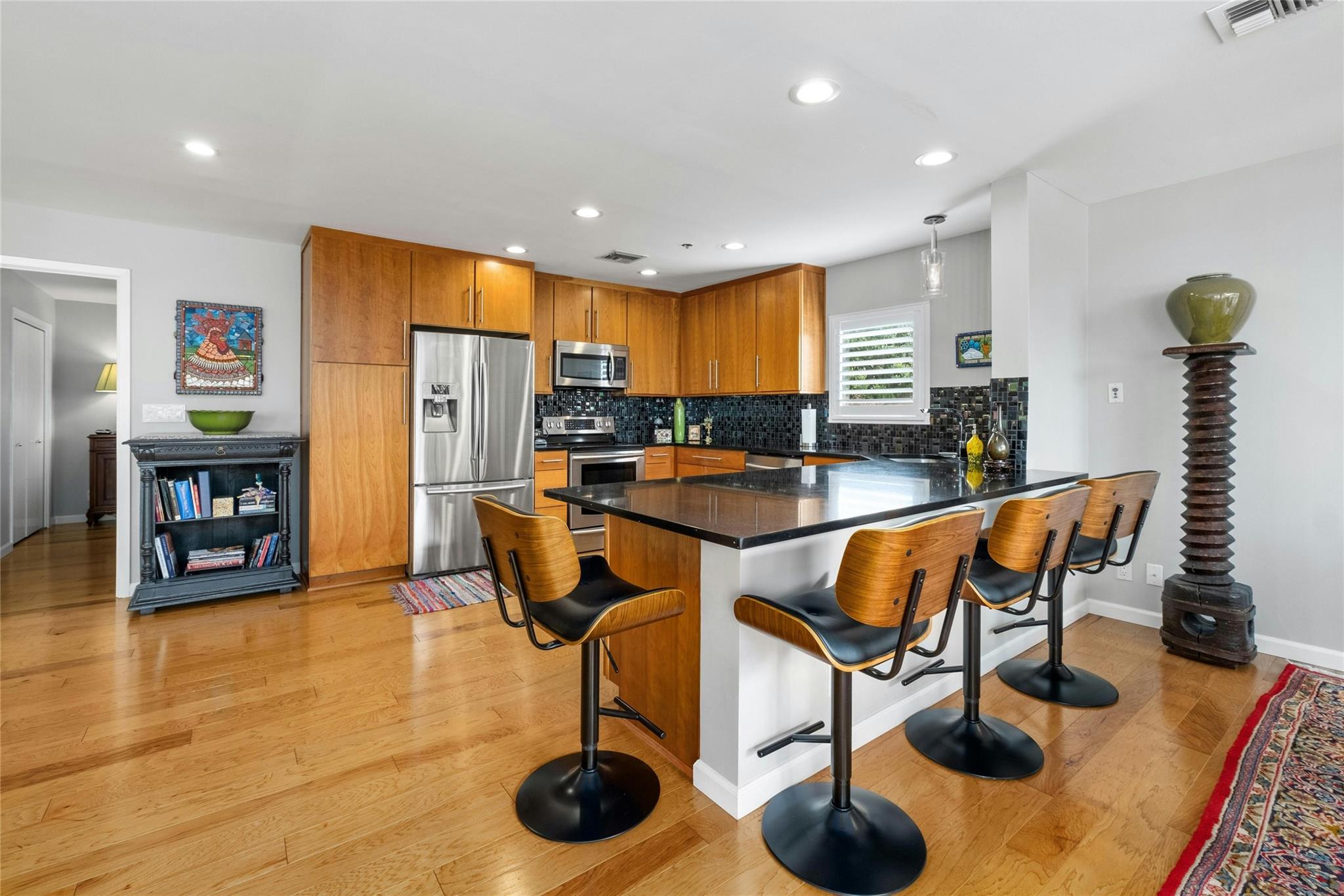 40 N Interstate Hwy 35 Unit: 3D4