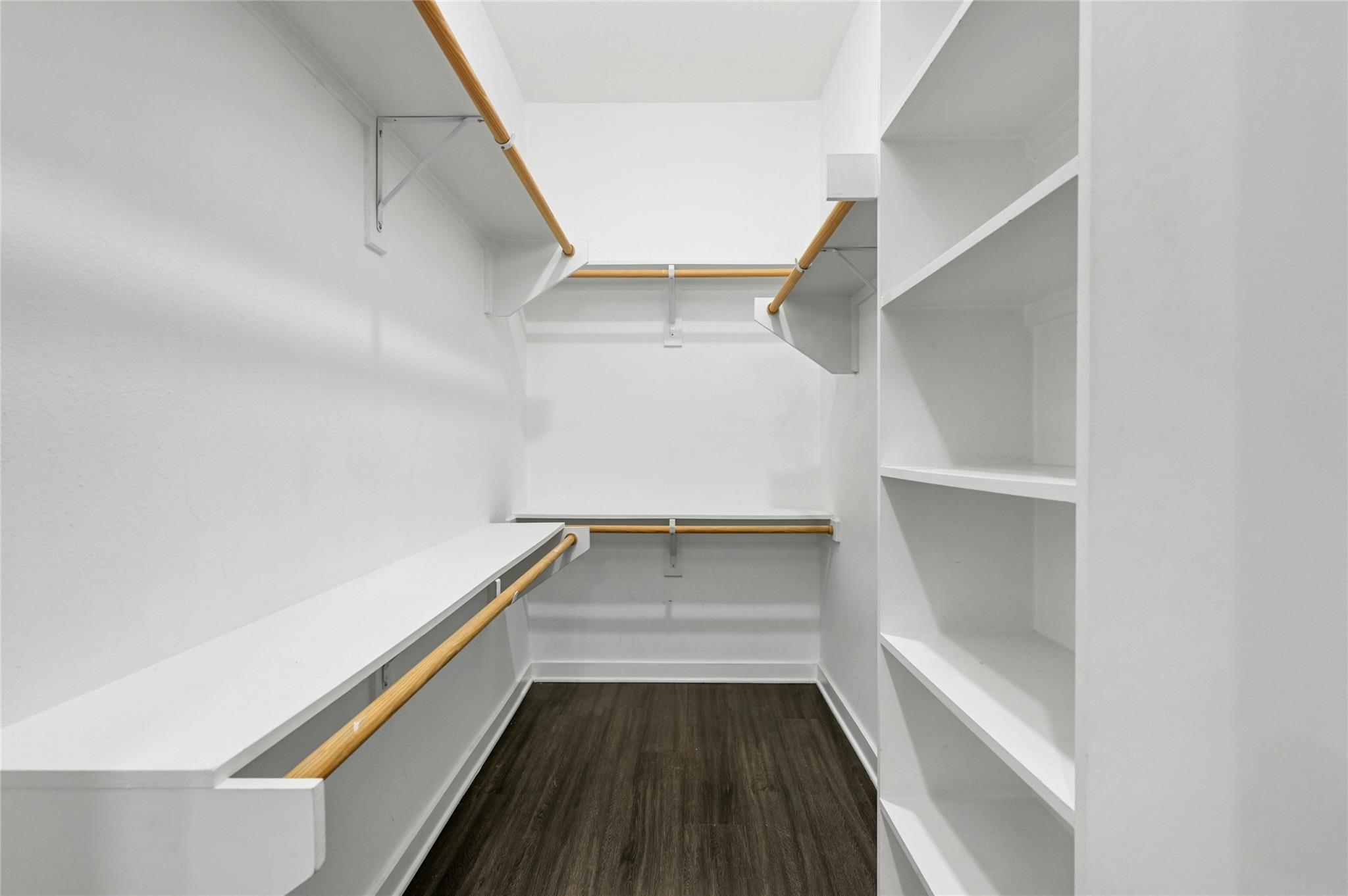 4361 S Congress Ave # 129