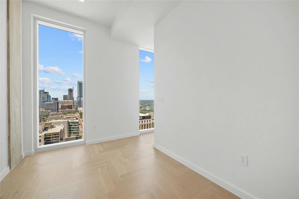 313 W 17th ST # 2605