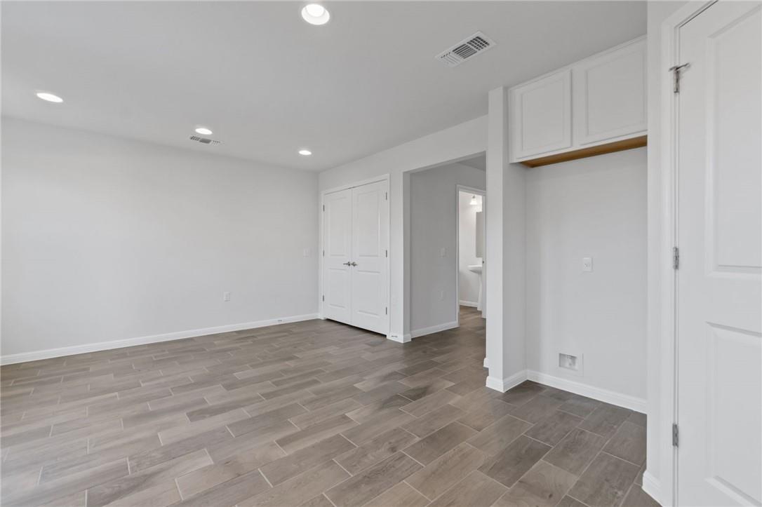 9507 Morning Iris DR