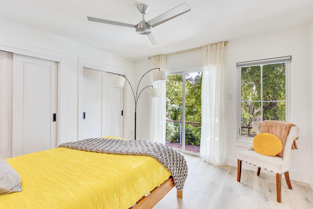 2419 Trail Of The Madrones