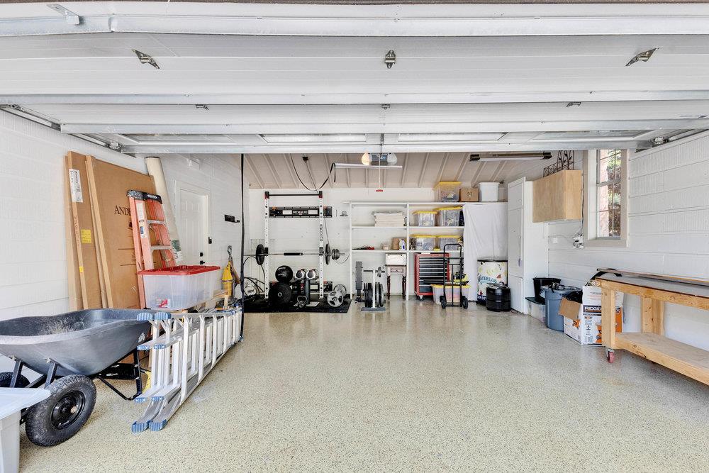 2419 Trail Of The Madrones