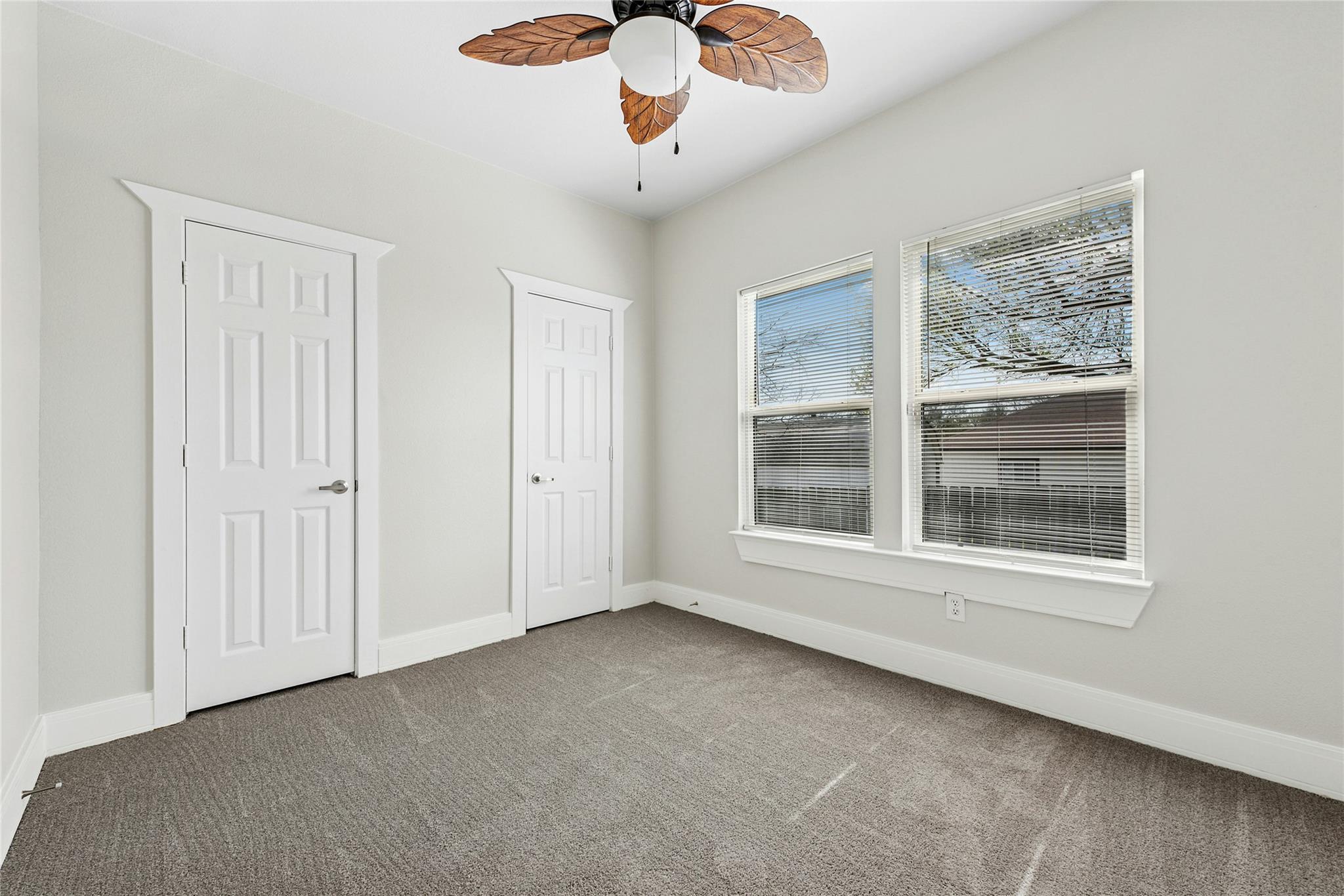 700 Clearview CIR