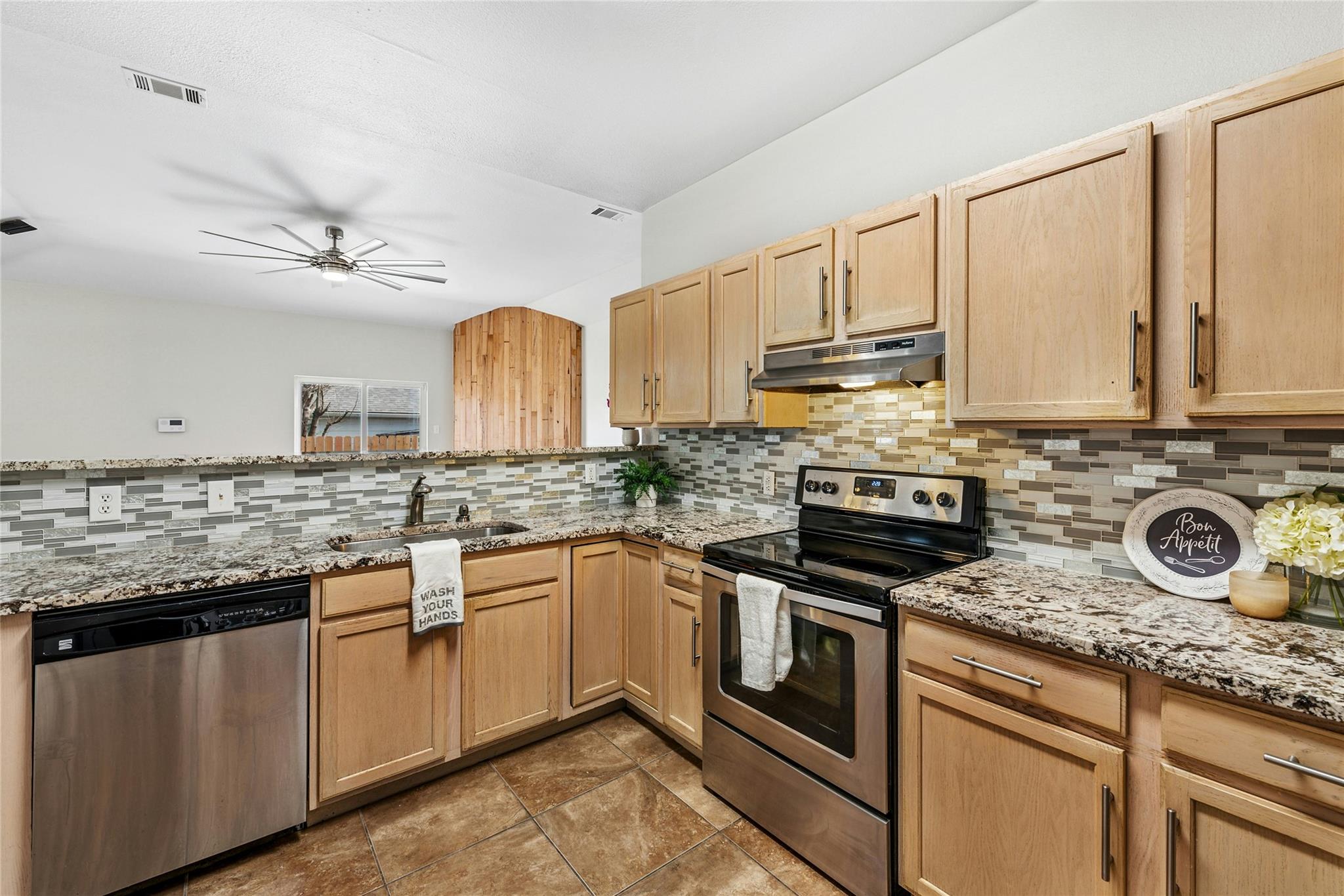 700 Clearview CIR