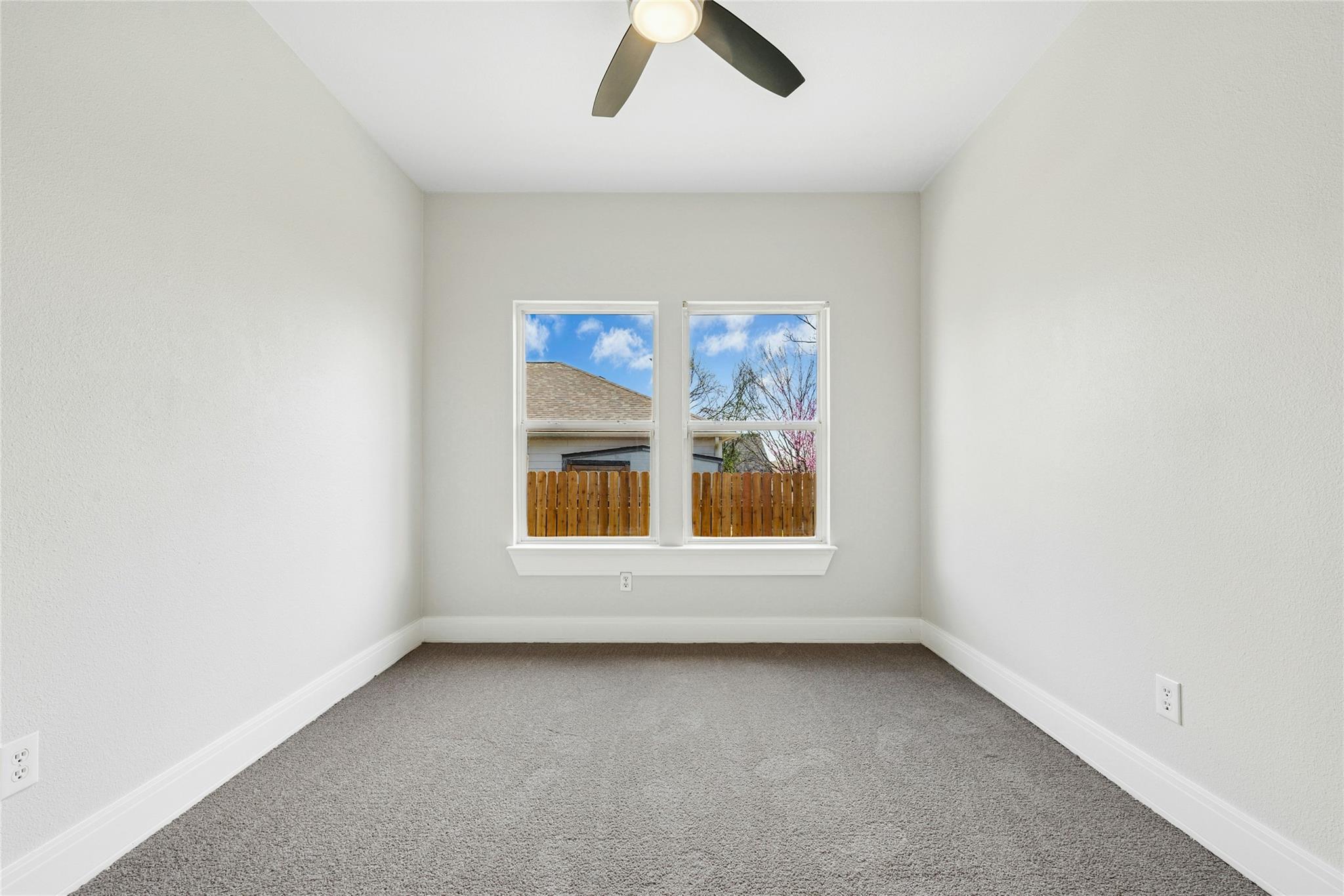 700 Clearview CIR