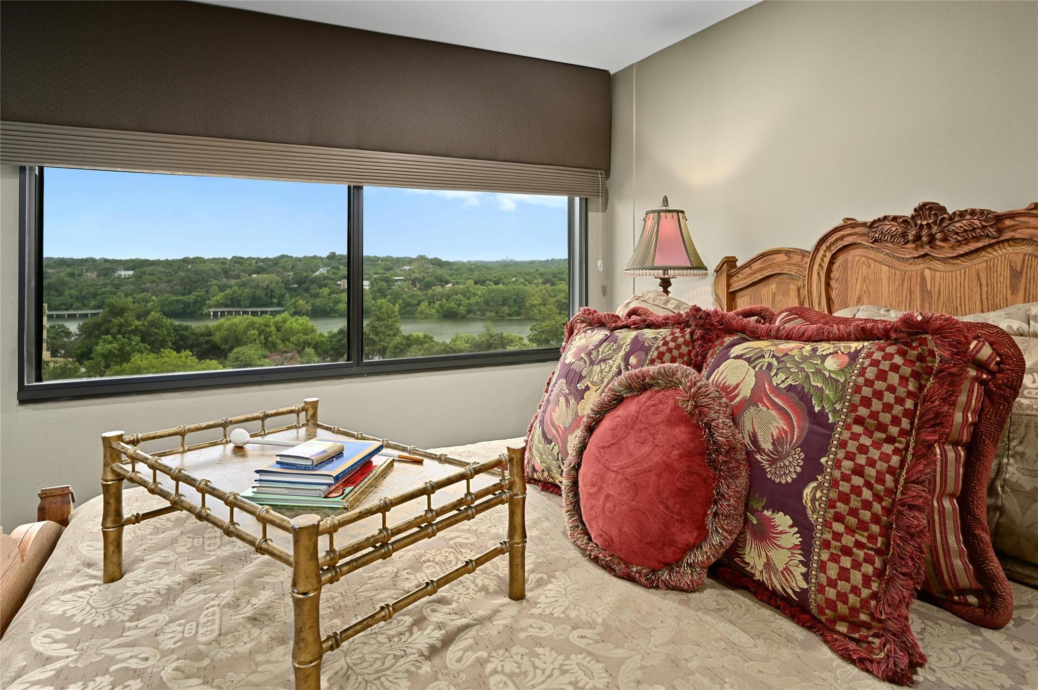 40 N Interstate Highway 35 Unit: 8C1