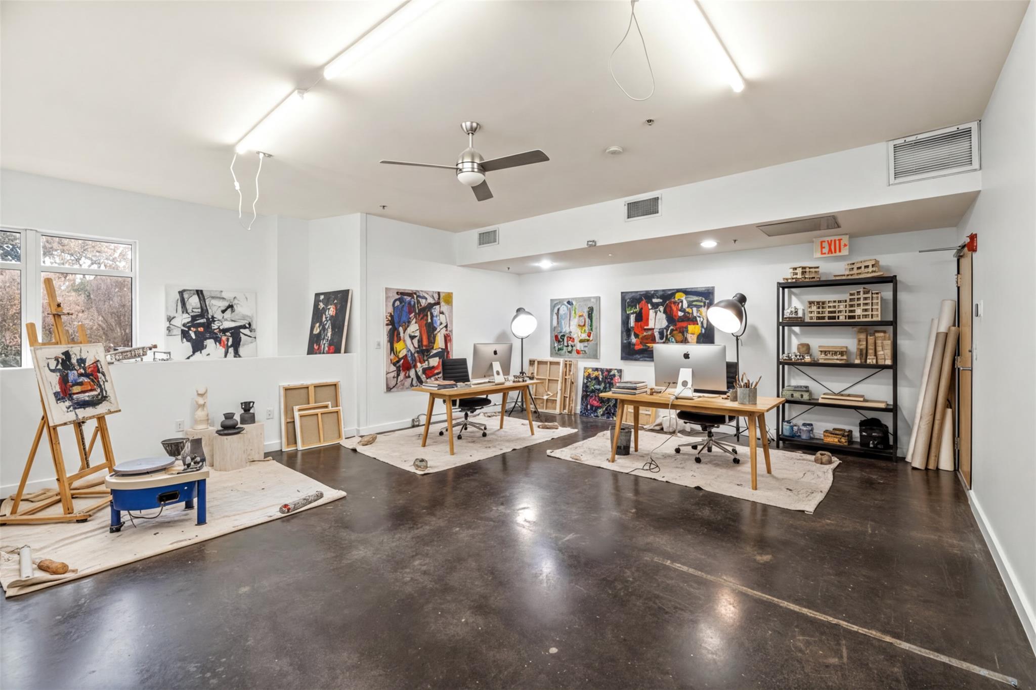 1601 E Cesar Chavez ST # 106