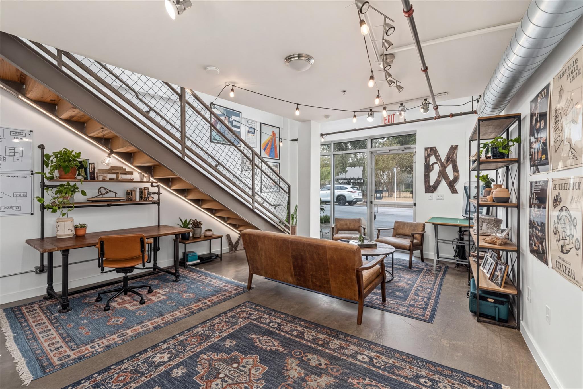 1601 E Cesar Chavez ST # 106