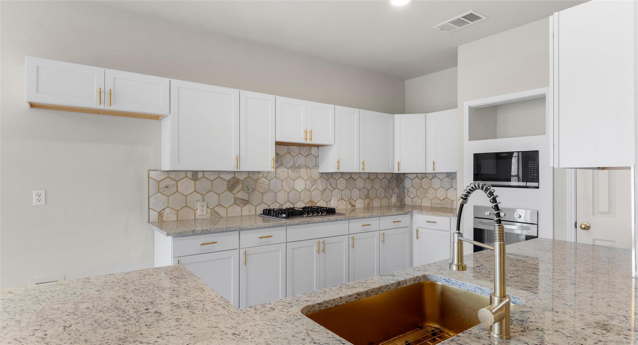 412 Tamara DR