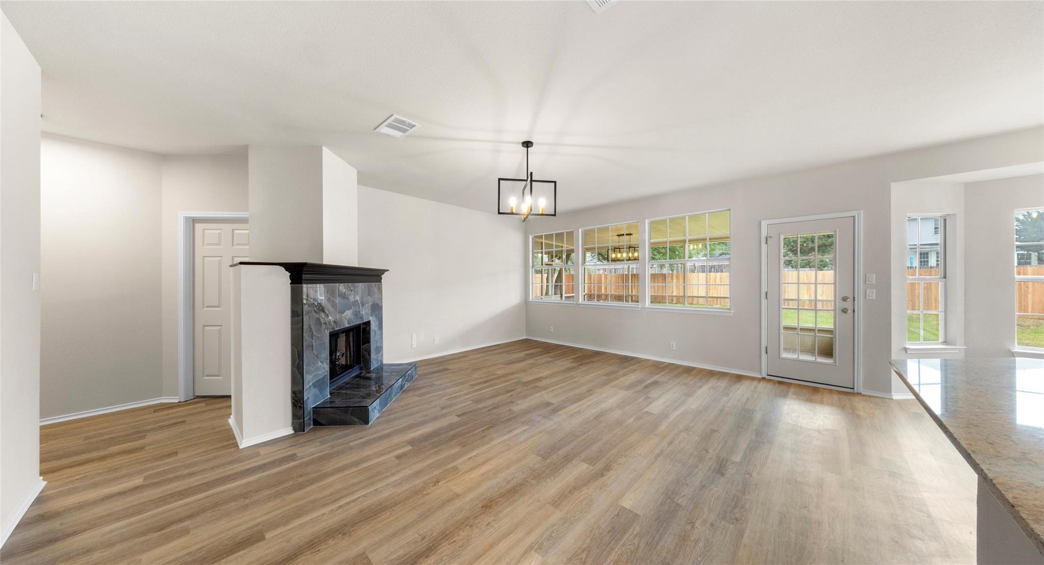 412 Tamara DR