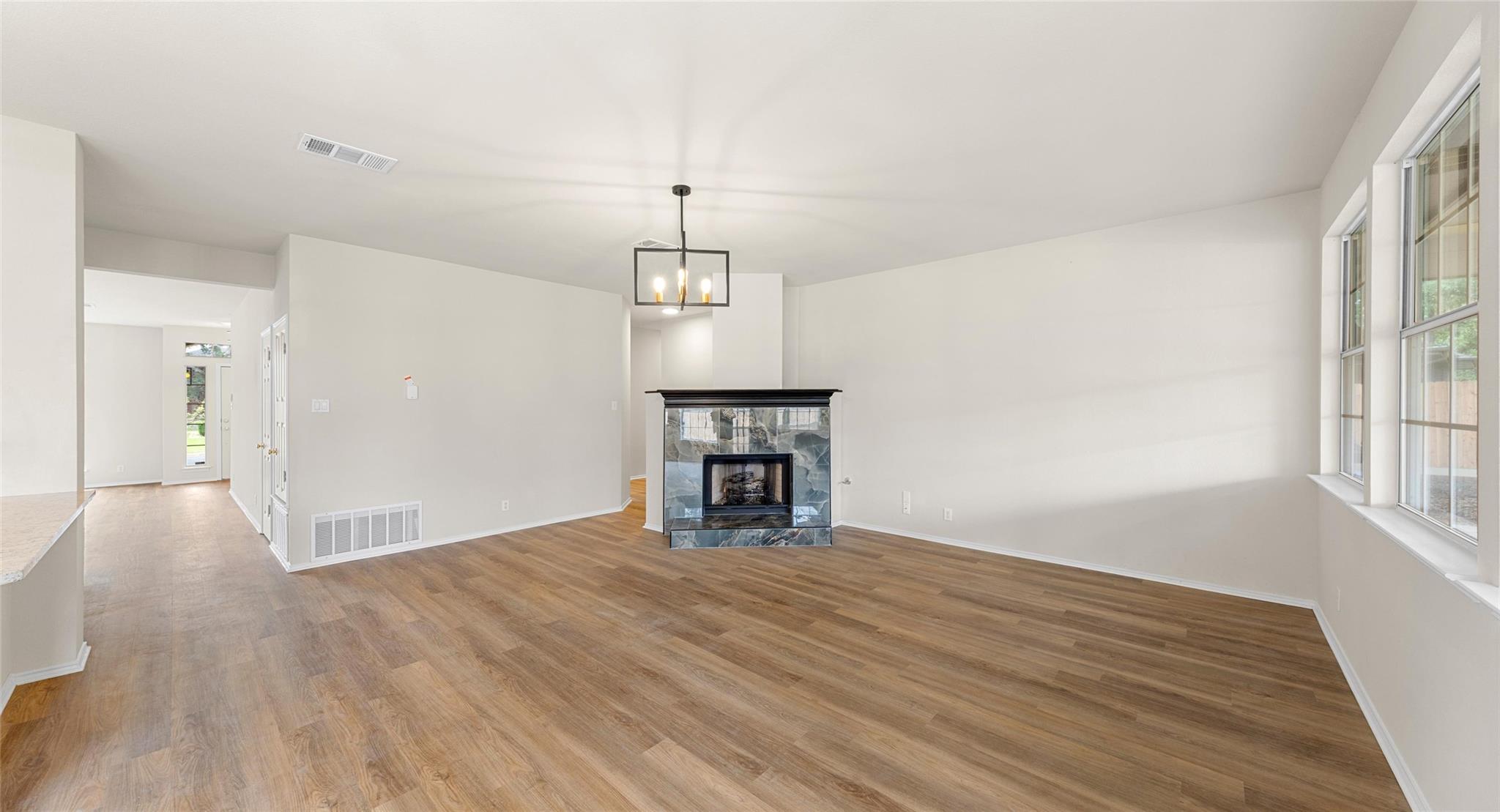 412 Tamara DR