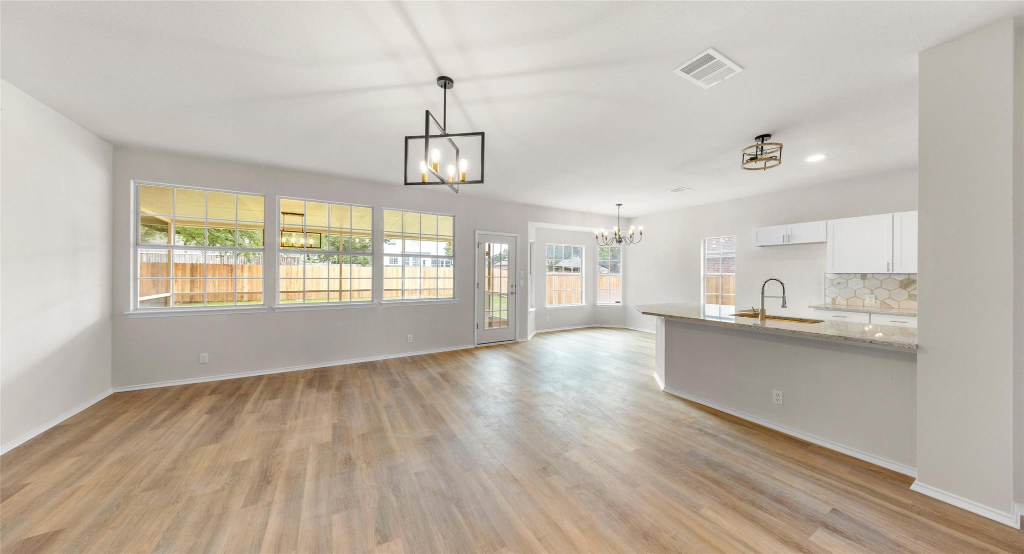 412 Tamara DR