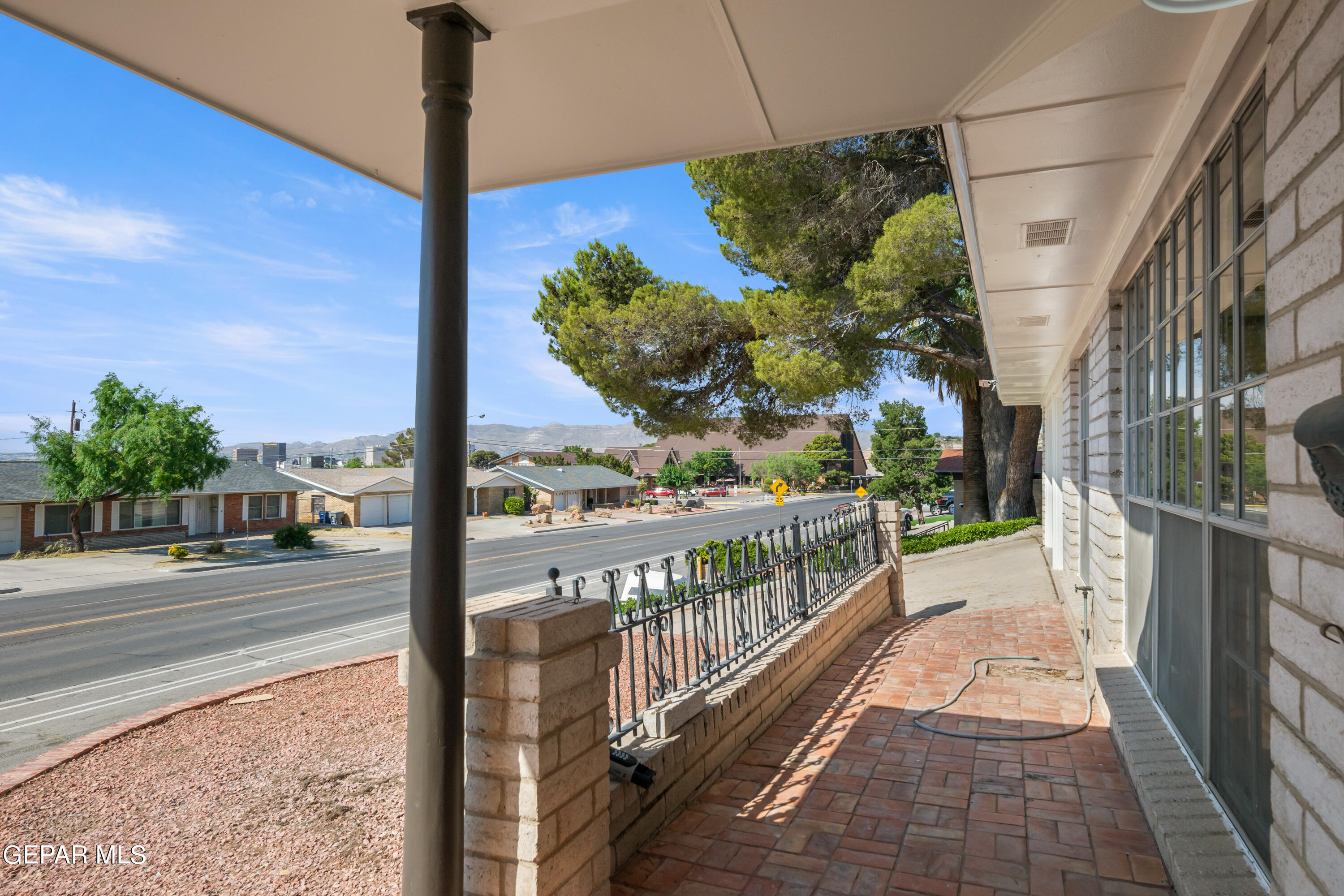 1417 MURCHISON Drive