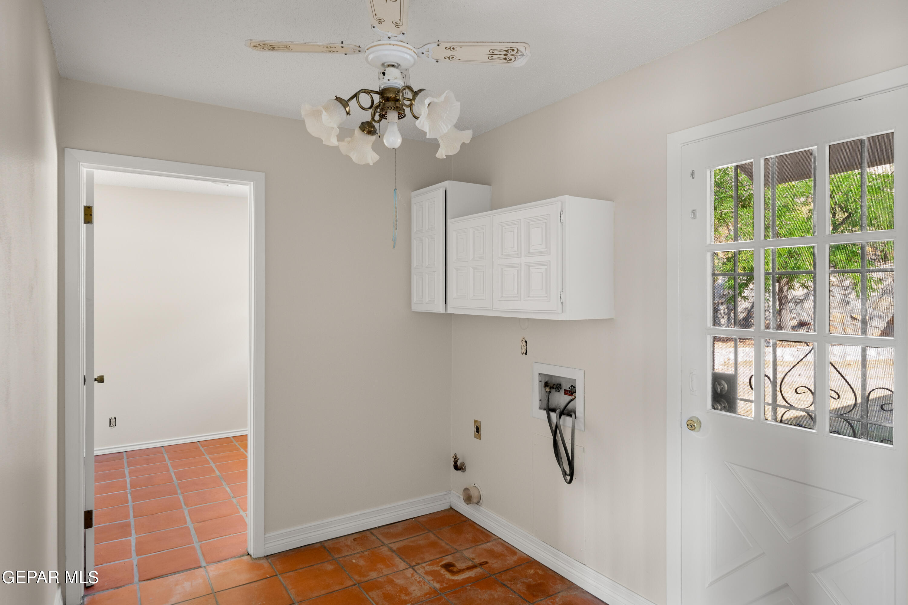 1417 MURCHISON Drive