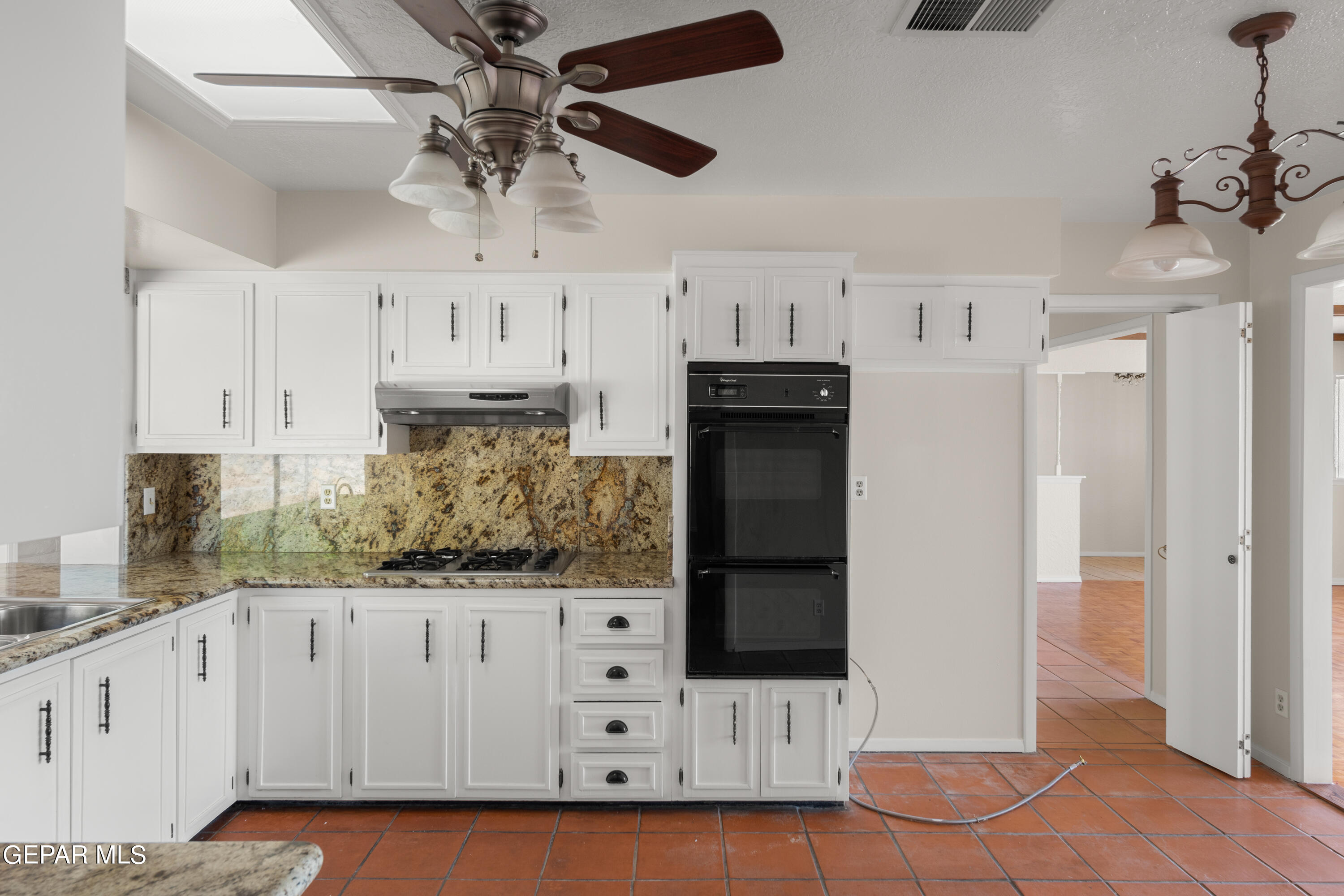 1417 MURCHISON Drive