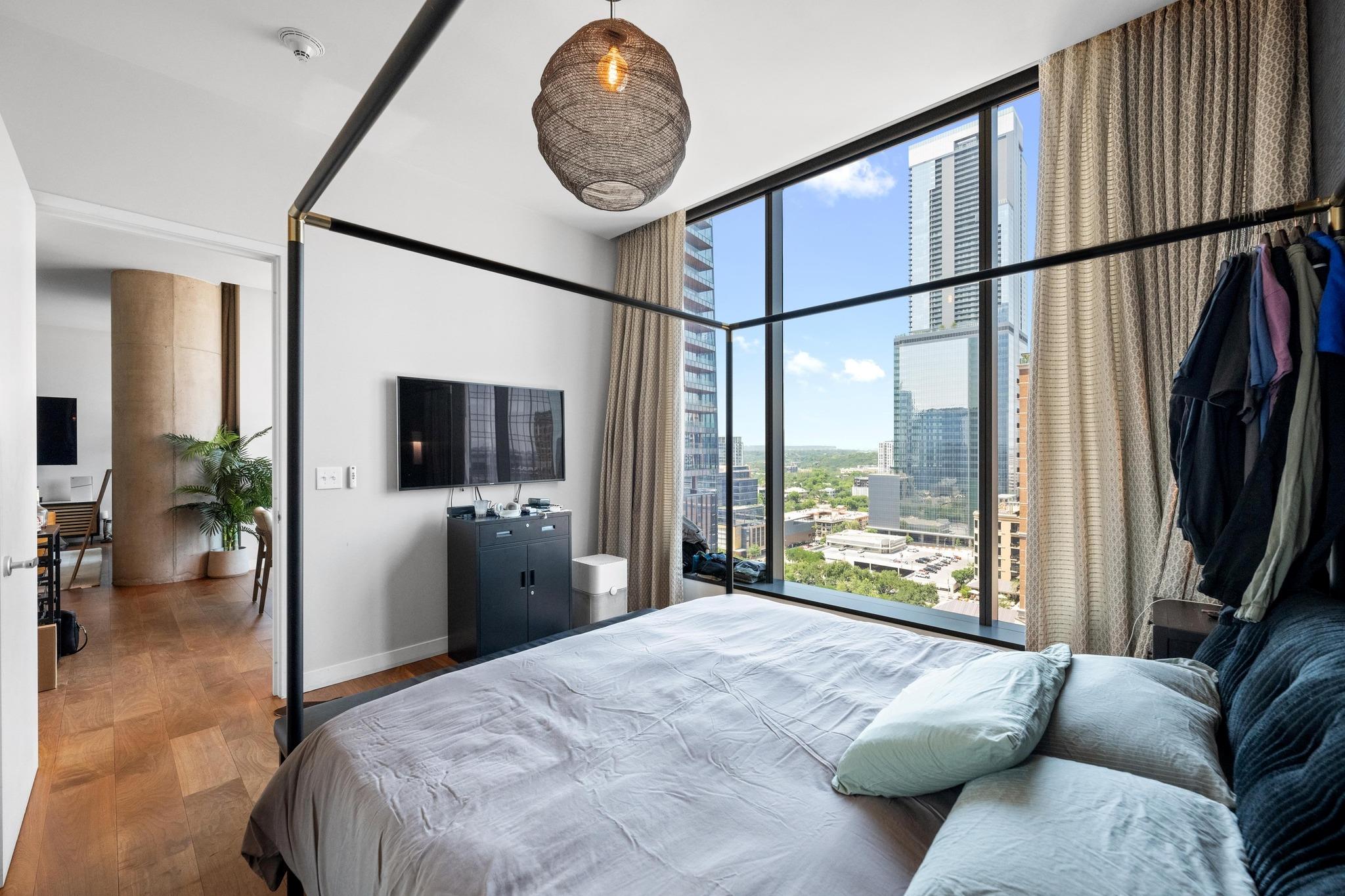 210 Lavaca ST # 1911, Austin Unit: 1911