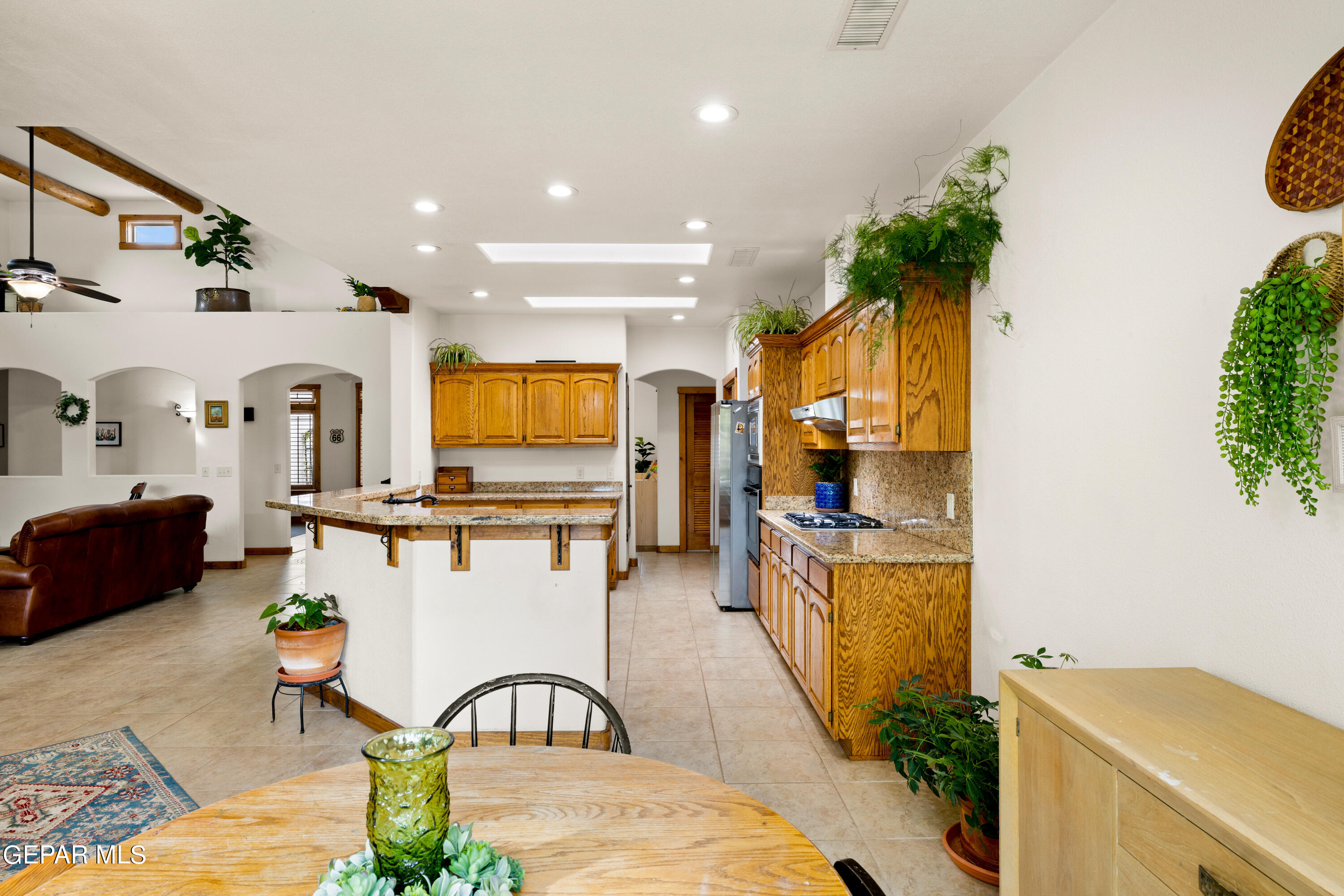 5888 OSCAR PEREZ Avenue