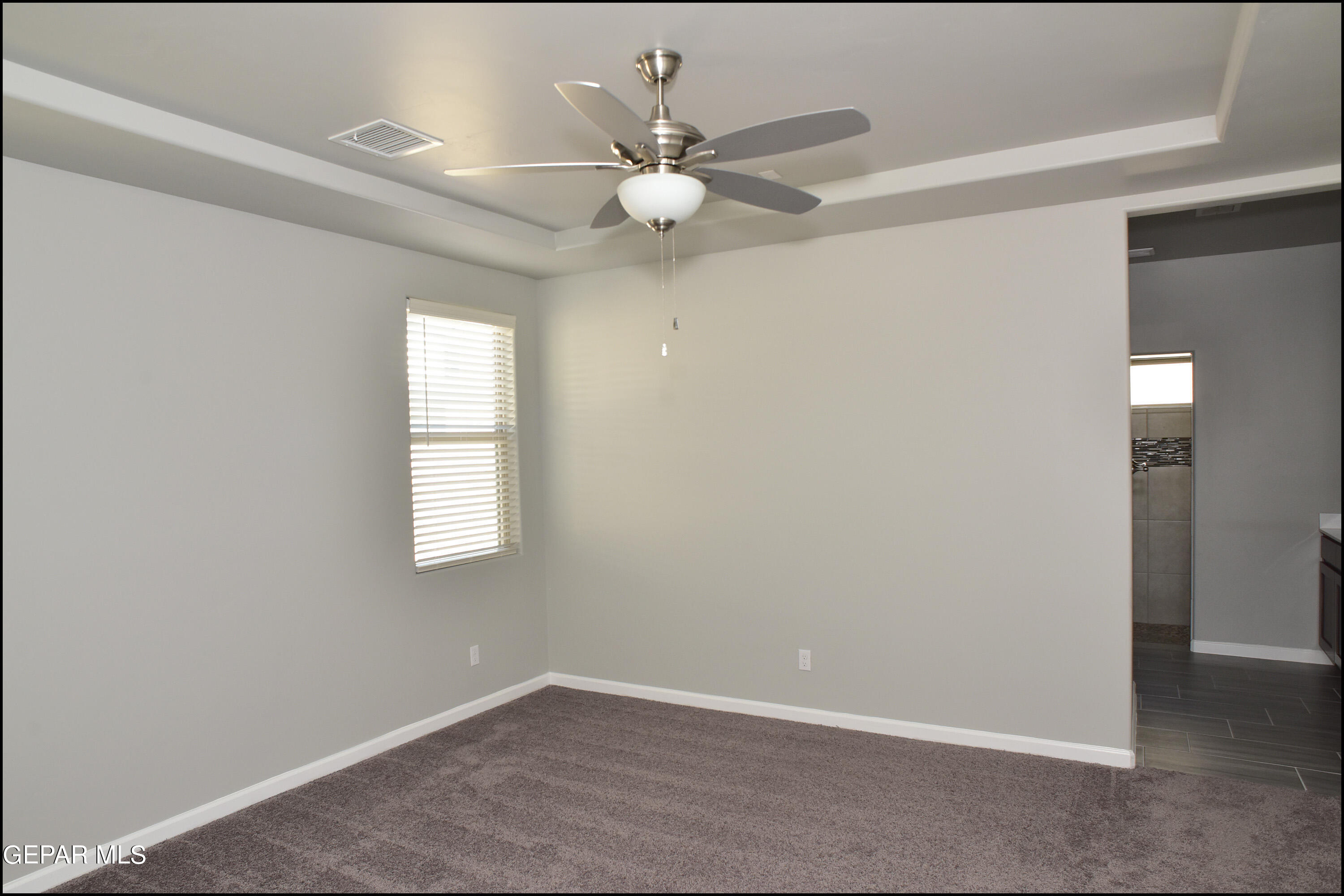 13623 LAWKLAND Street