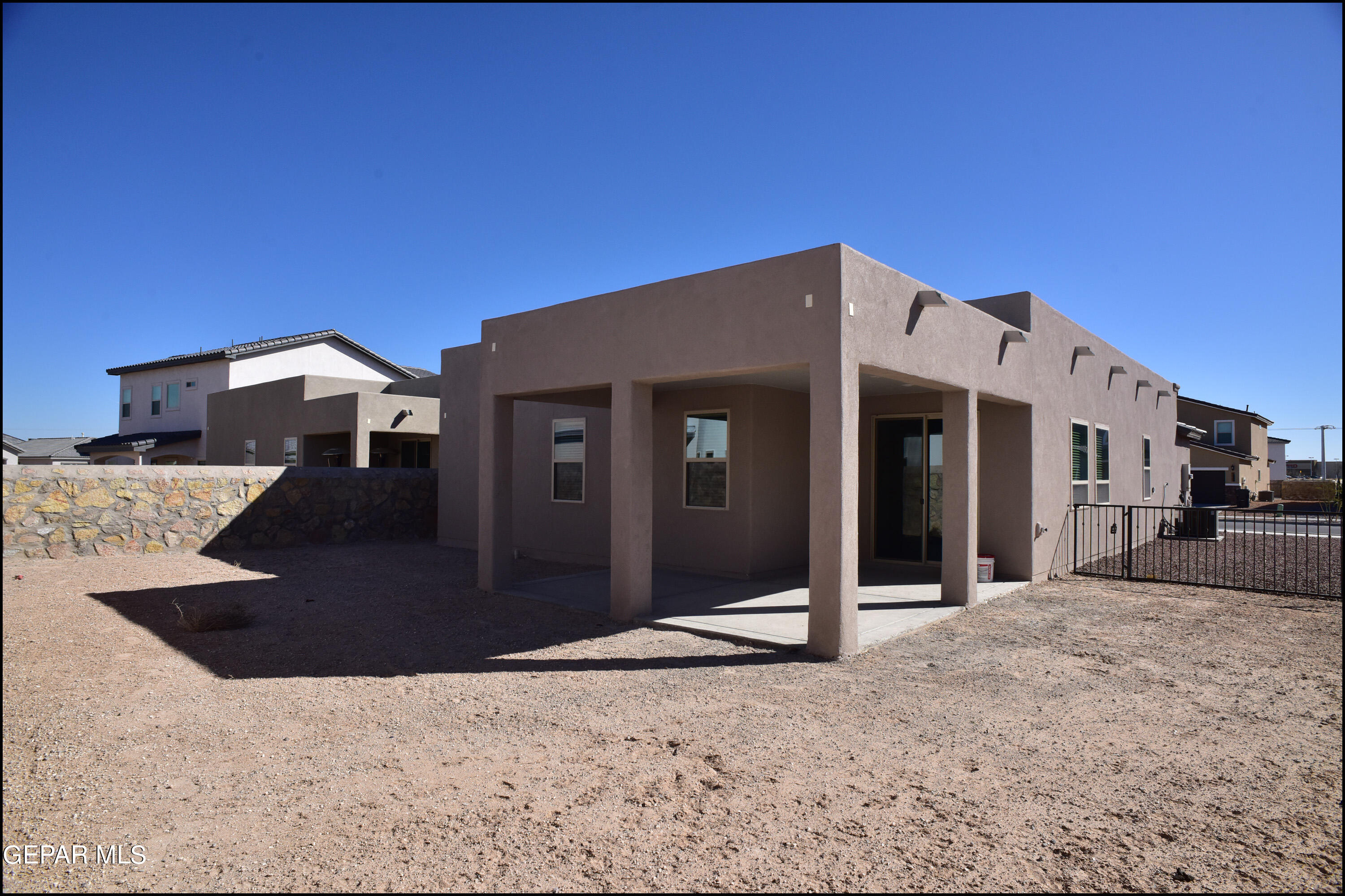 13623 LAWKLAND Street