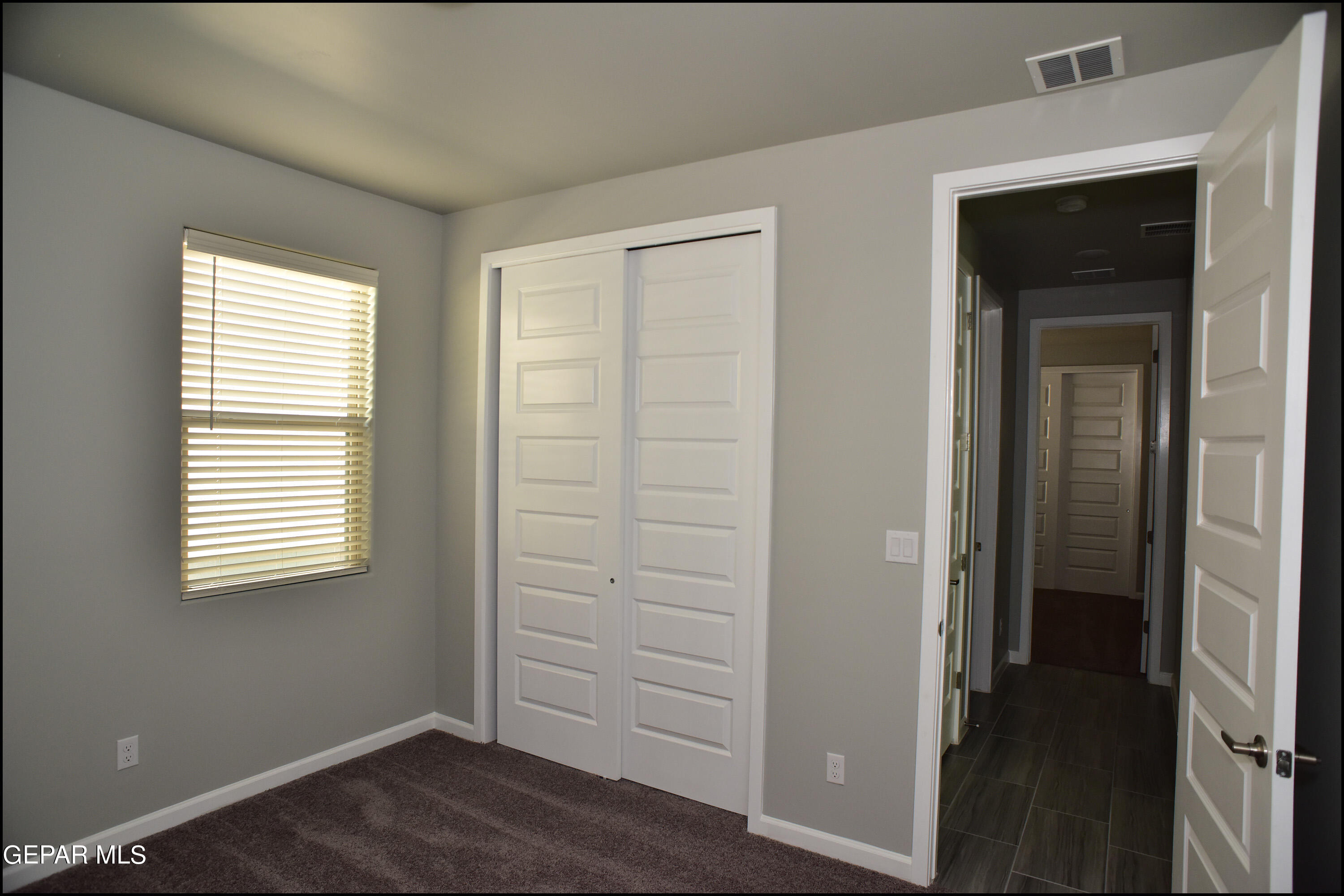 13623 LAWKLAND Street