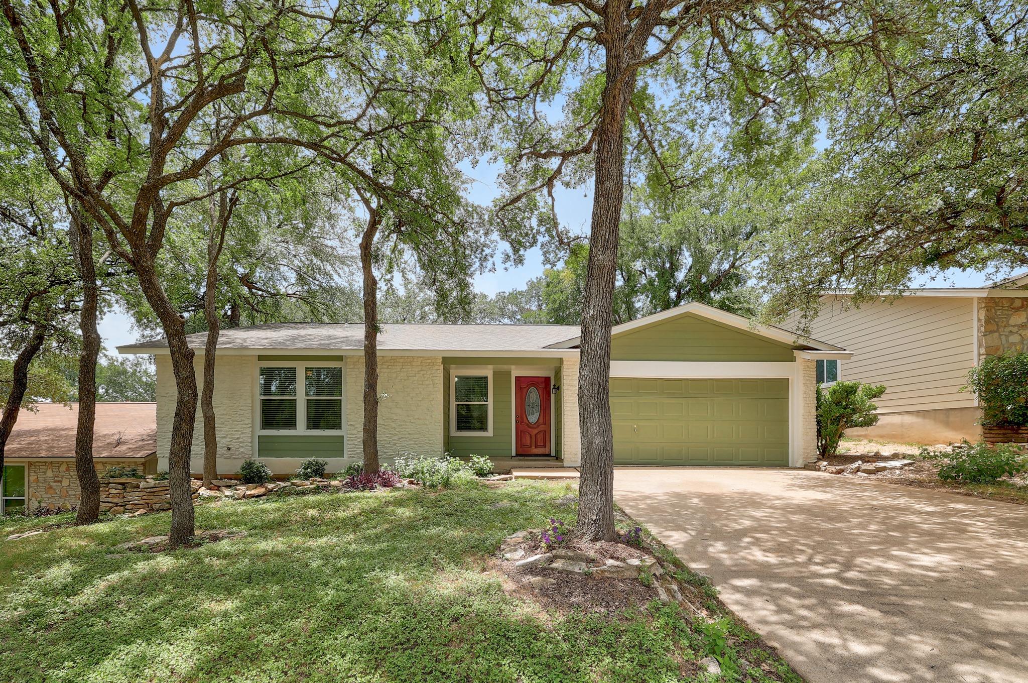 3411 Ambleside DR