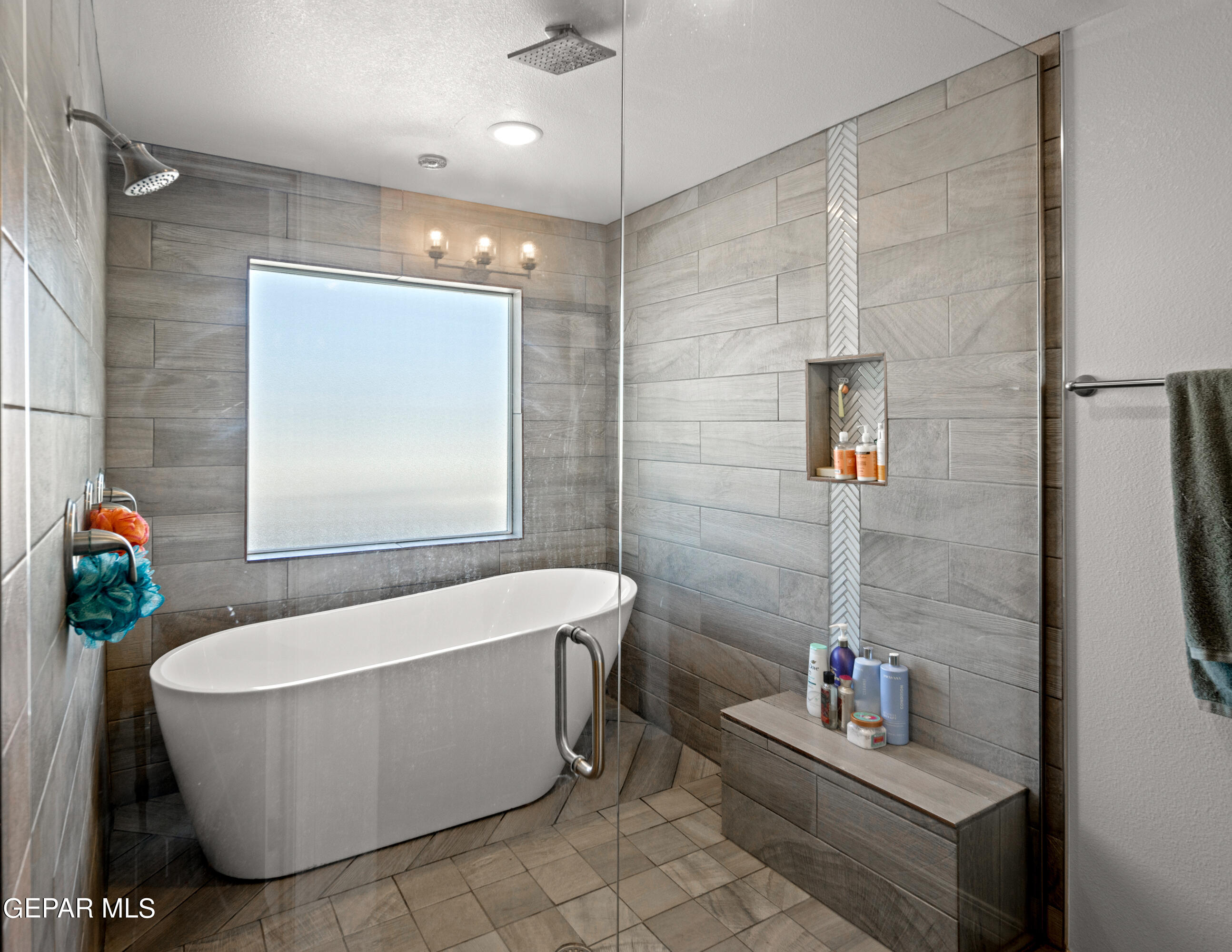 12040 MESQUITE RIVER Drive