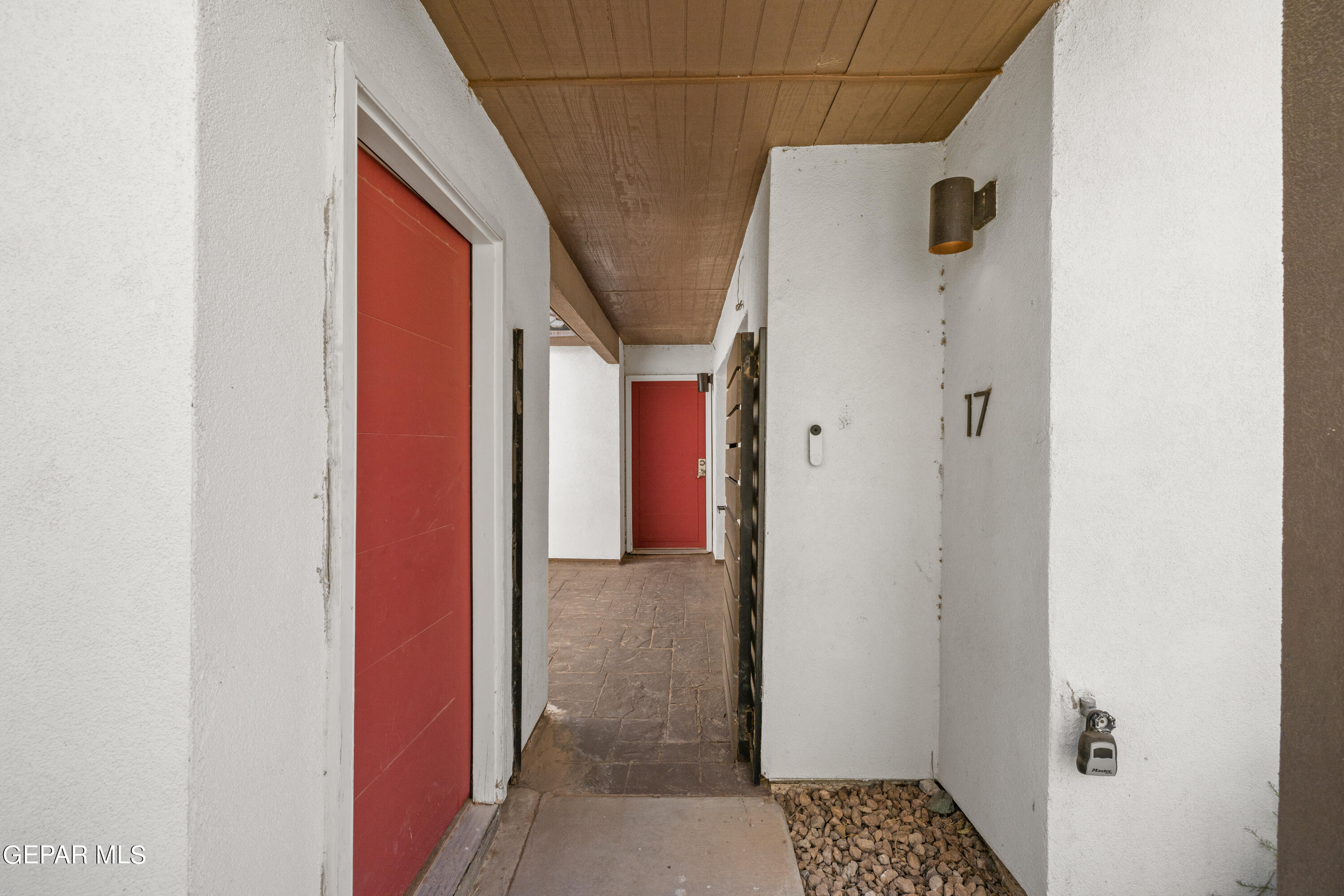 4200 Camelot Heights Drive, 17