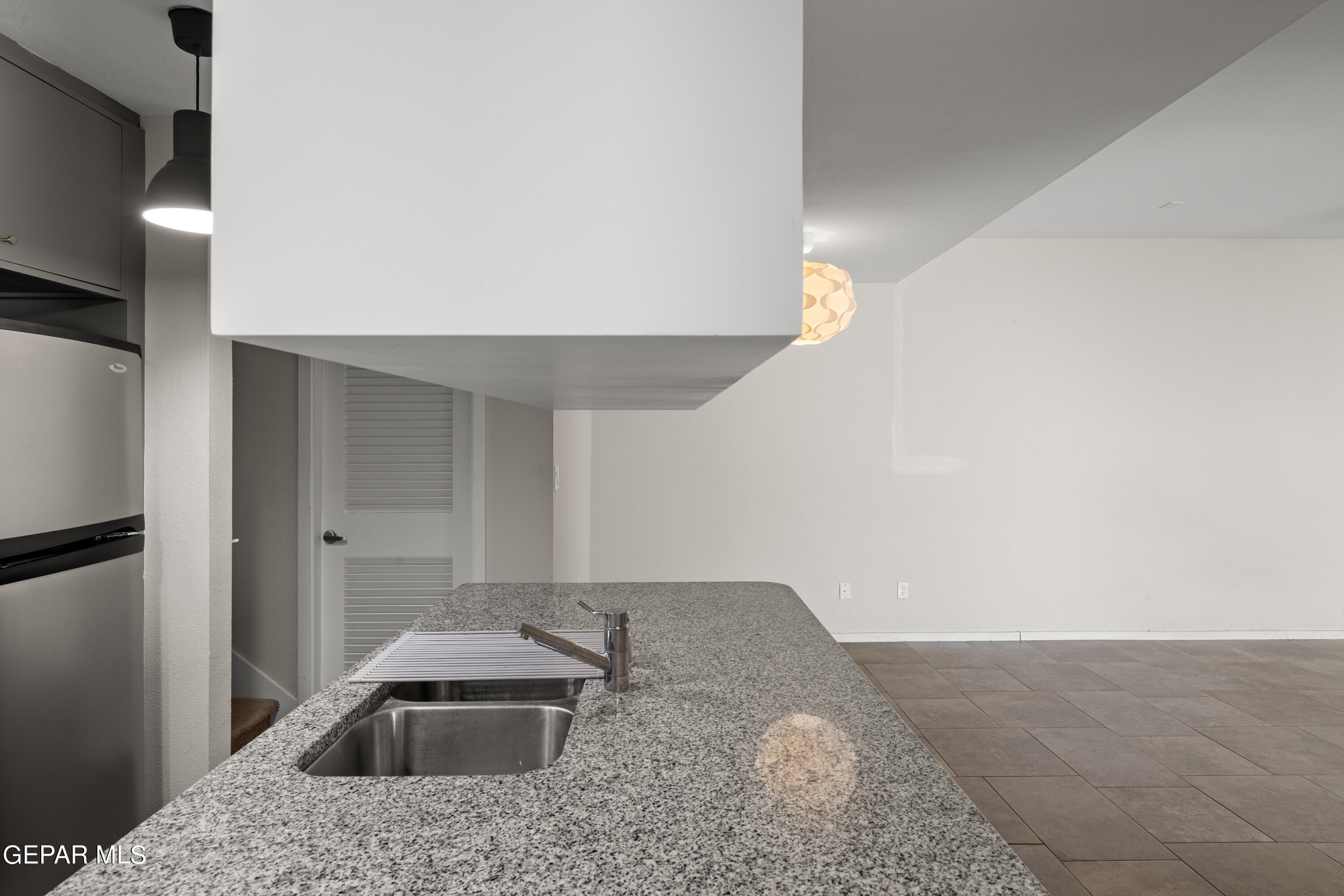 4200 Camelot Heights Drive, 17