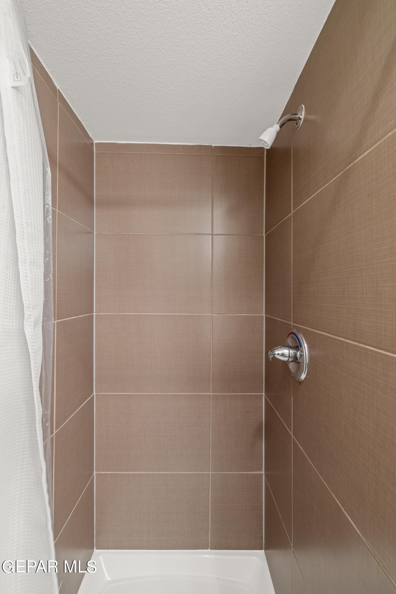 4200 Camelot Heights Drive, 17