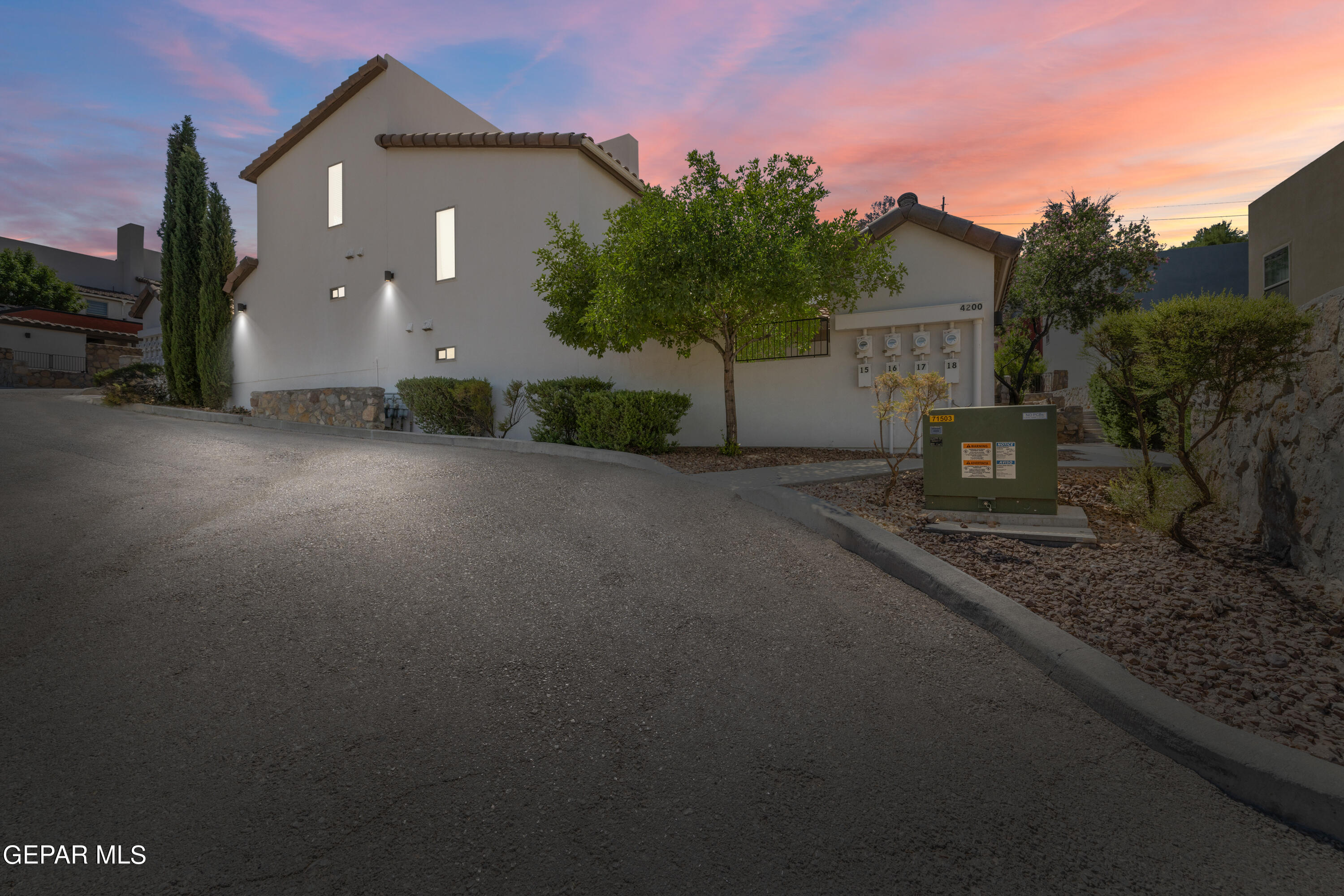 4200 Camelot Heights Drive, 17