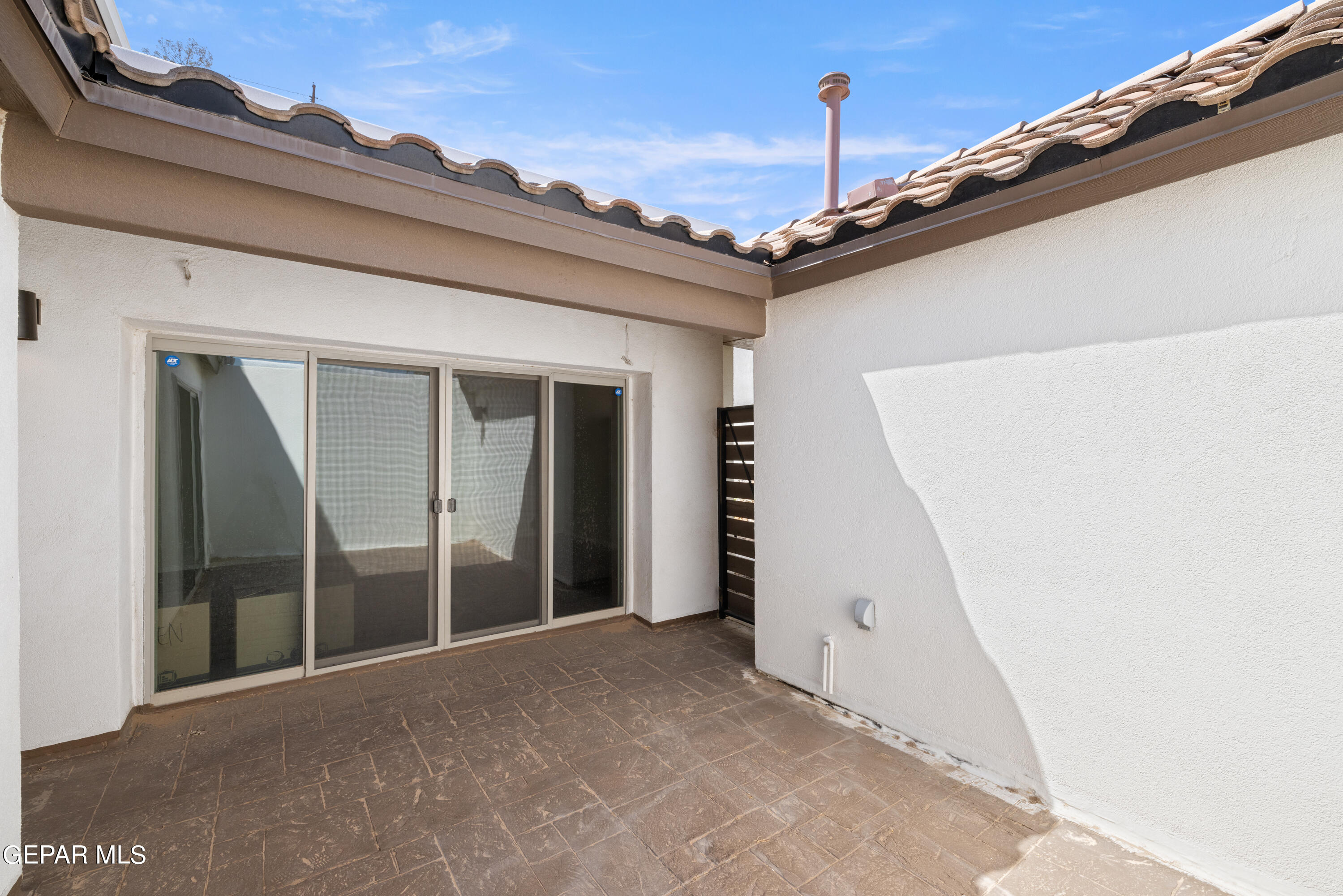 4200 Camelot Heights Drive, 17