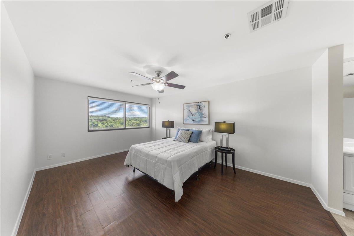 40 N Interstate Hwy 35 Unit: 6B3