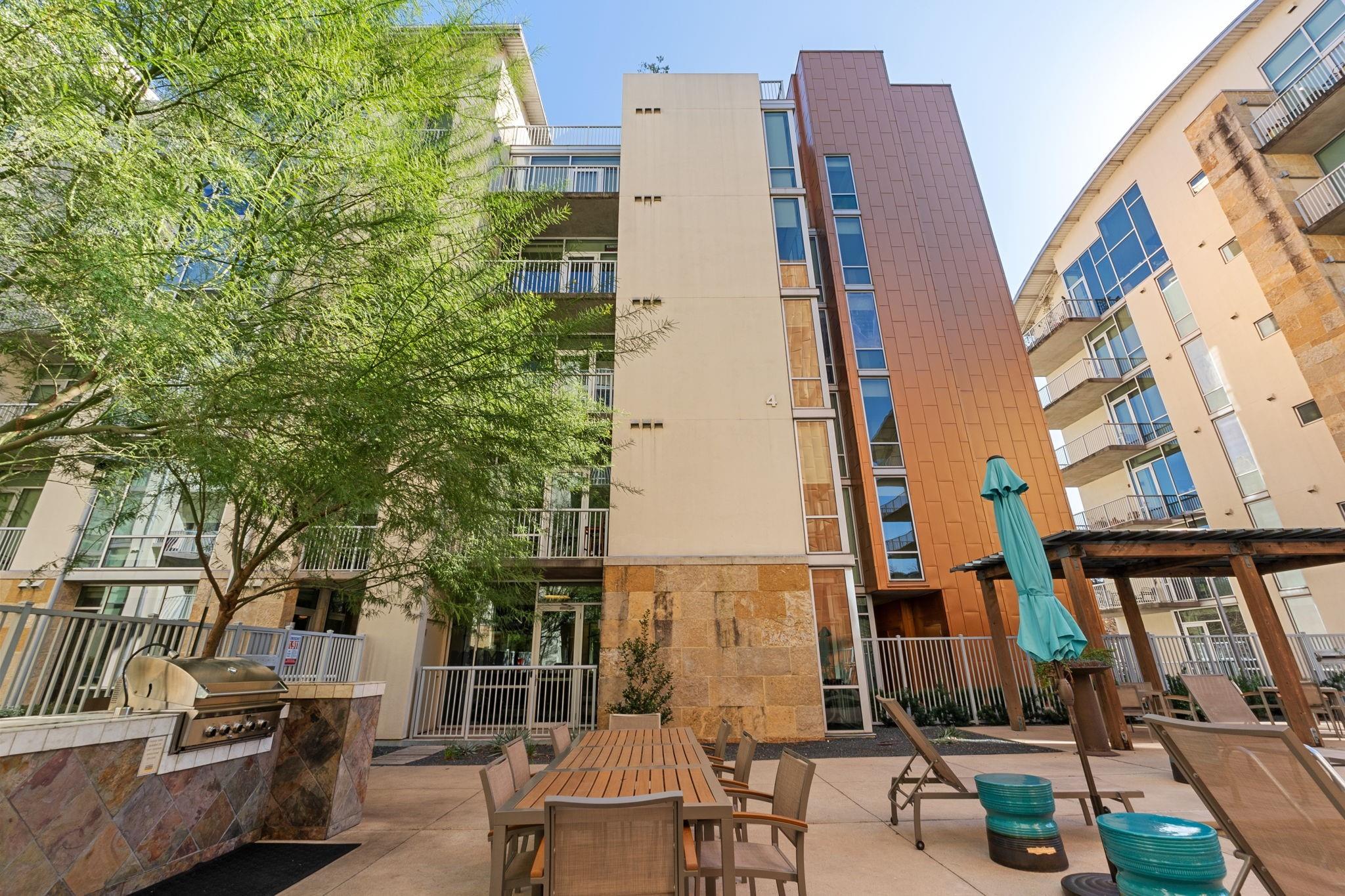 1600 Barton Springs RD # 4204