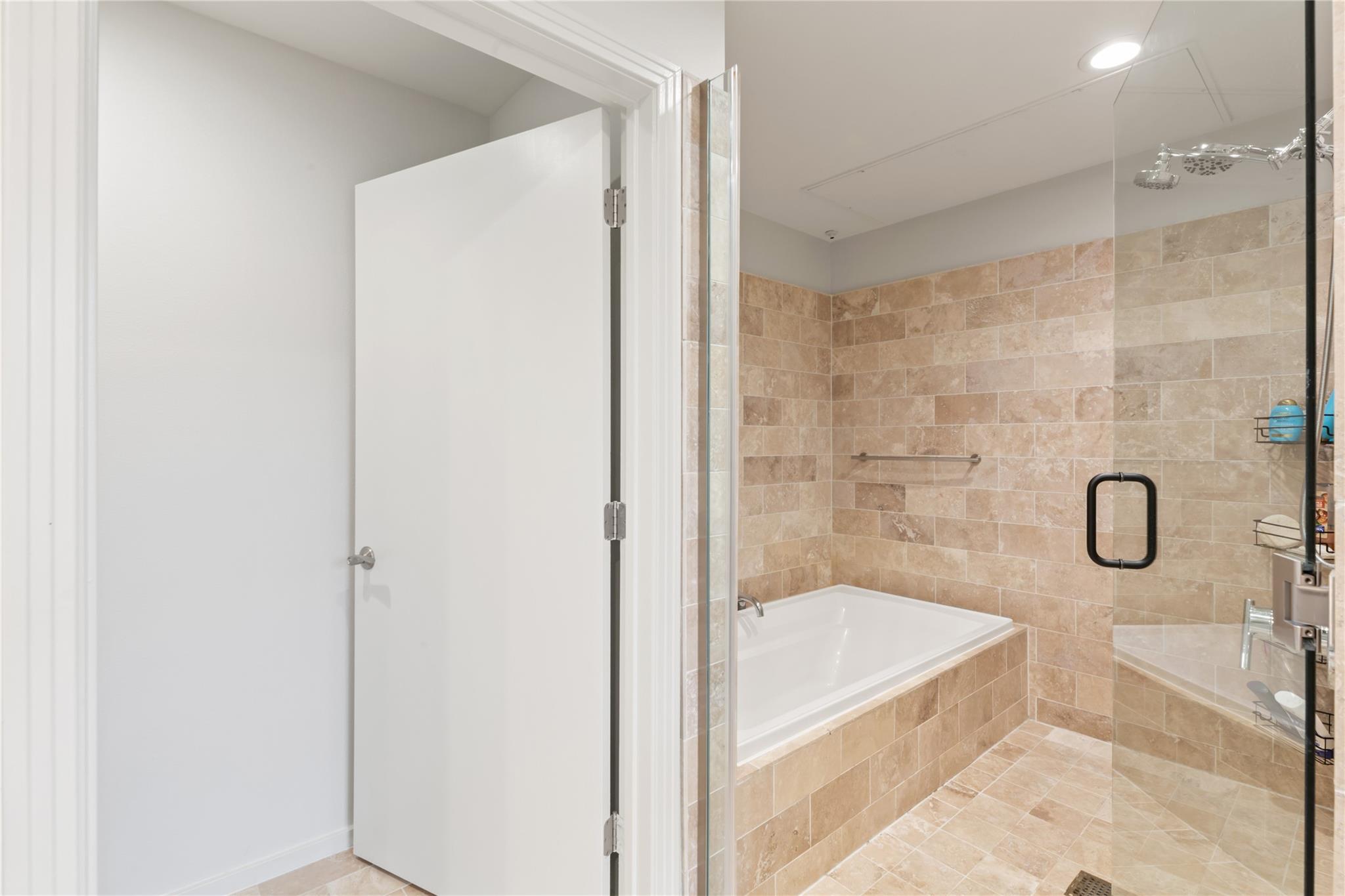 1600 Barton Springs RD # 4204