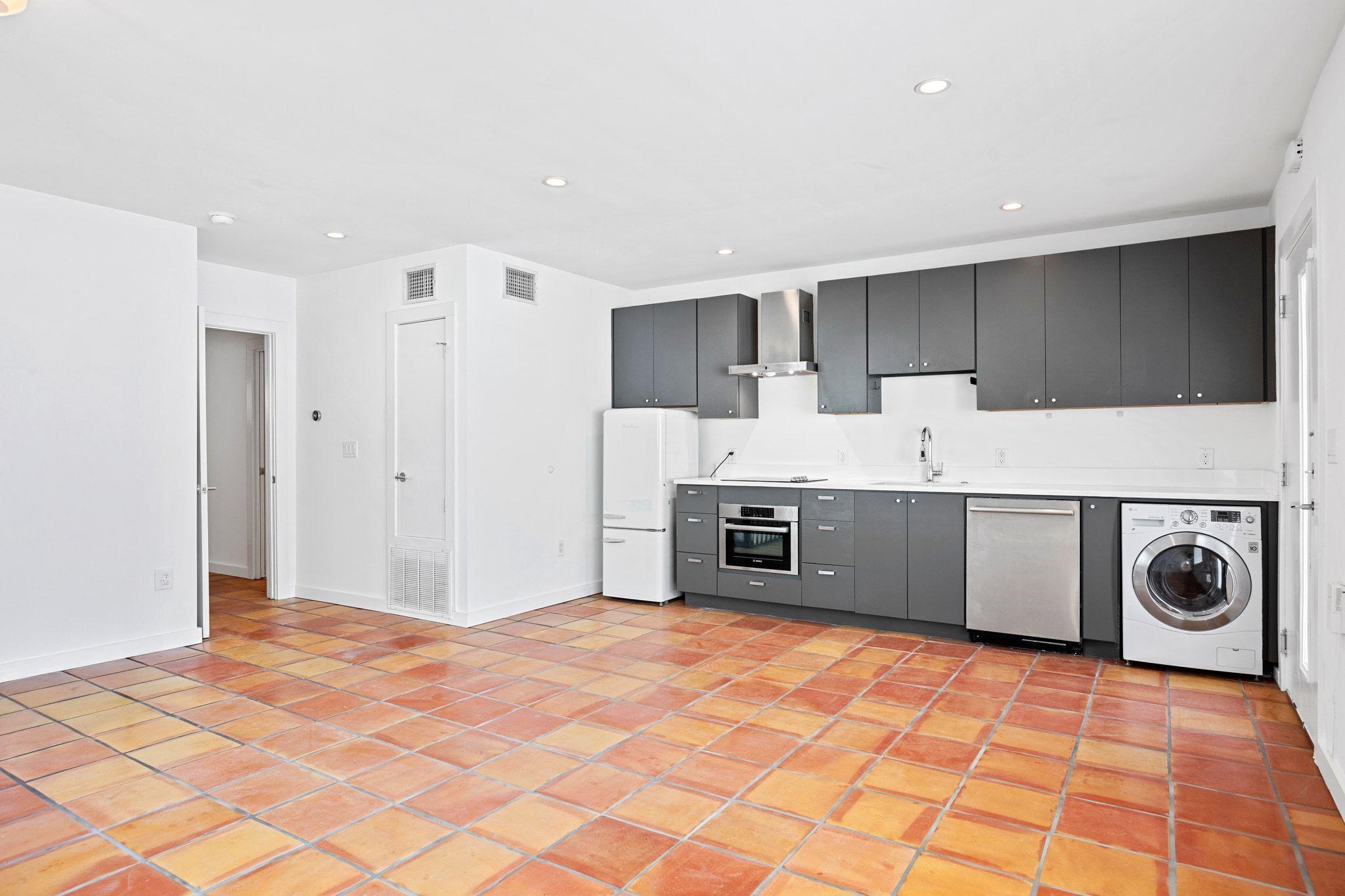 1200 Enfield RD # 107