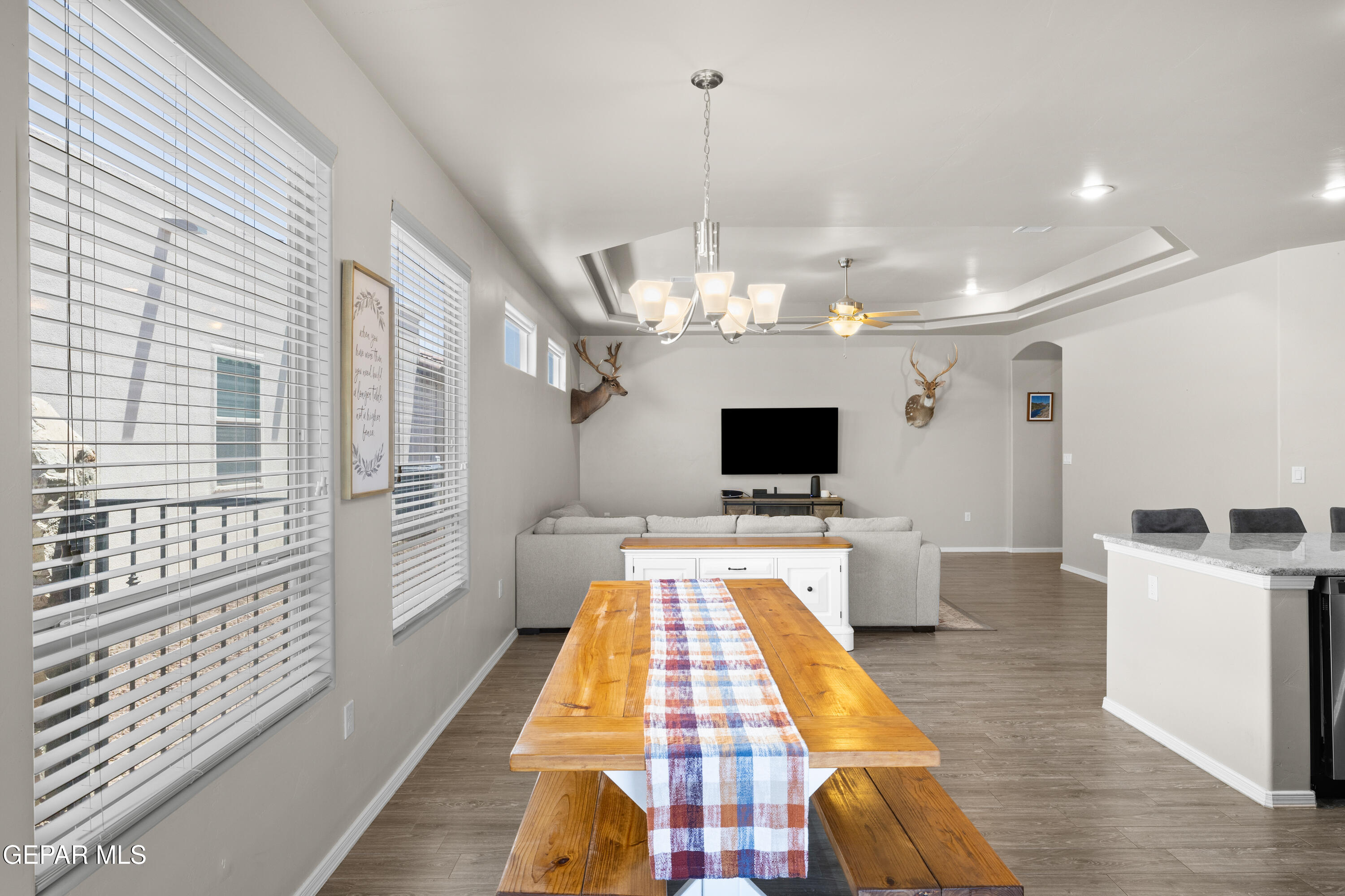 12401 KNIGHTSBRIDGE Drive