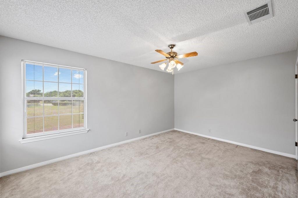 6313 John Chisum LN