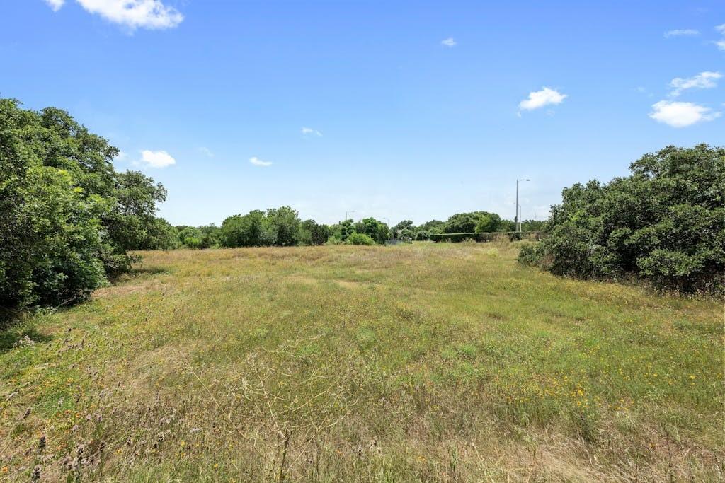 6313 John Chisum LN