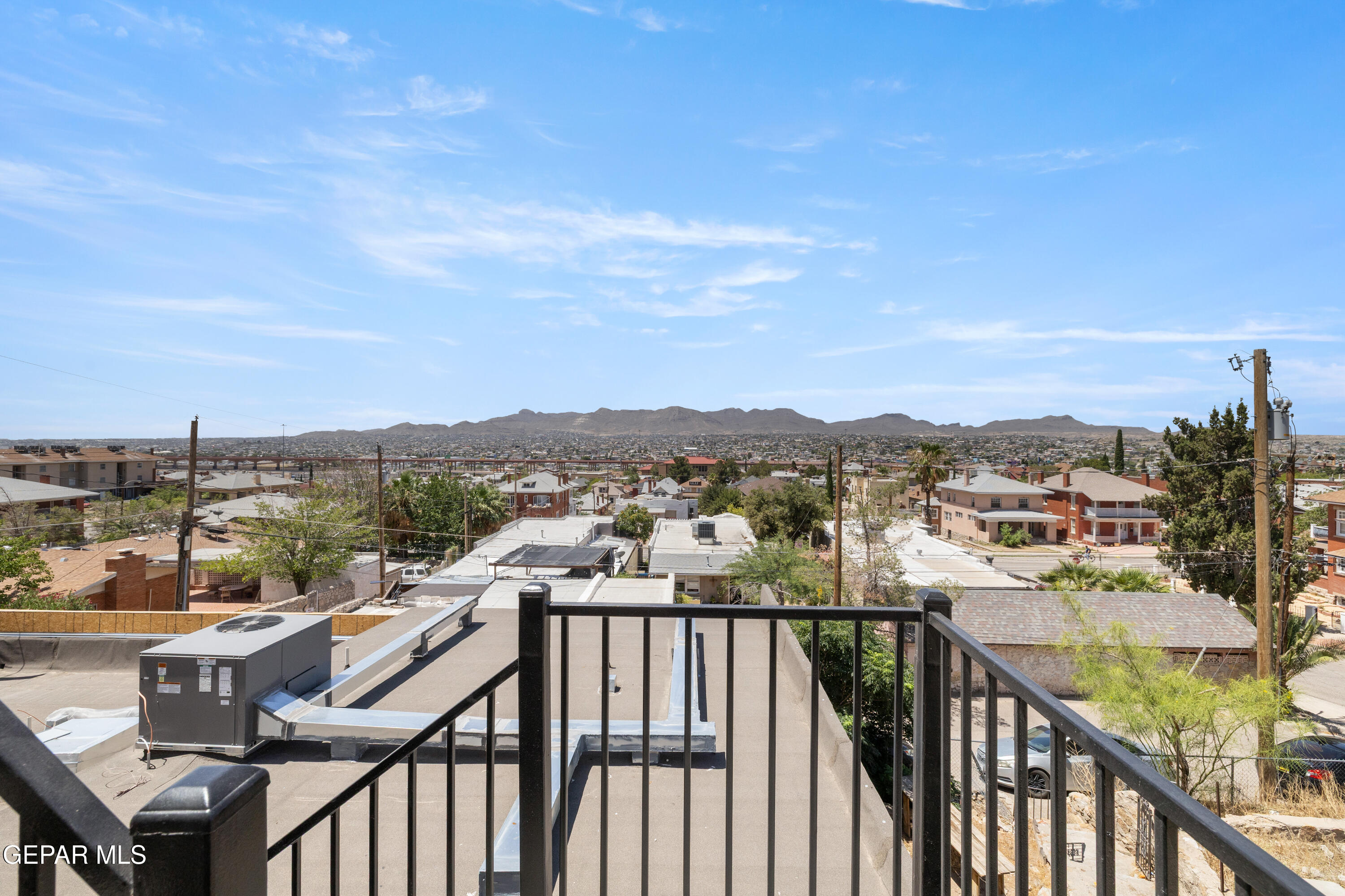 914 W Yandell Drive 3B