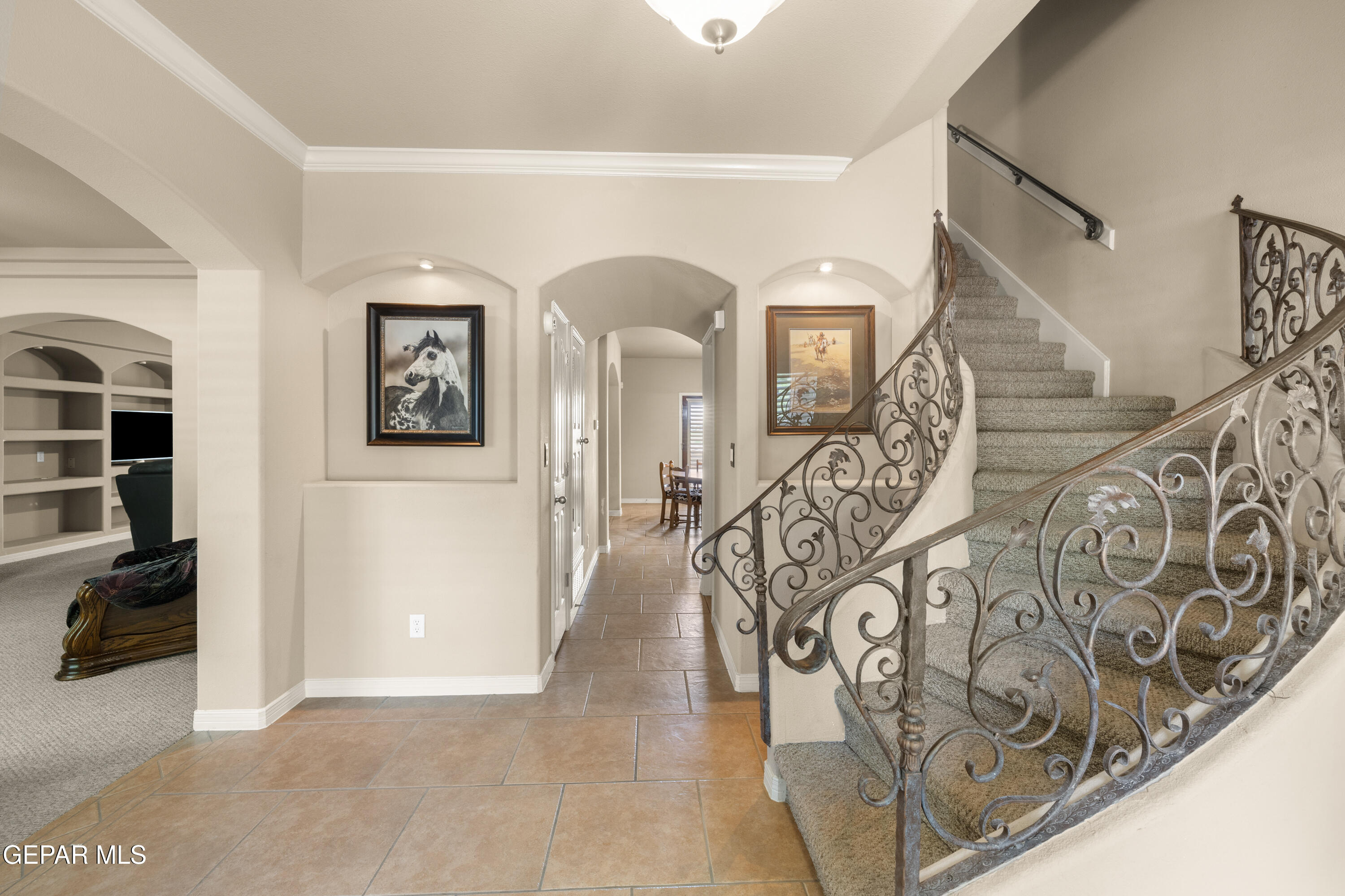 6013 VALLE ESPANOLA Lane