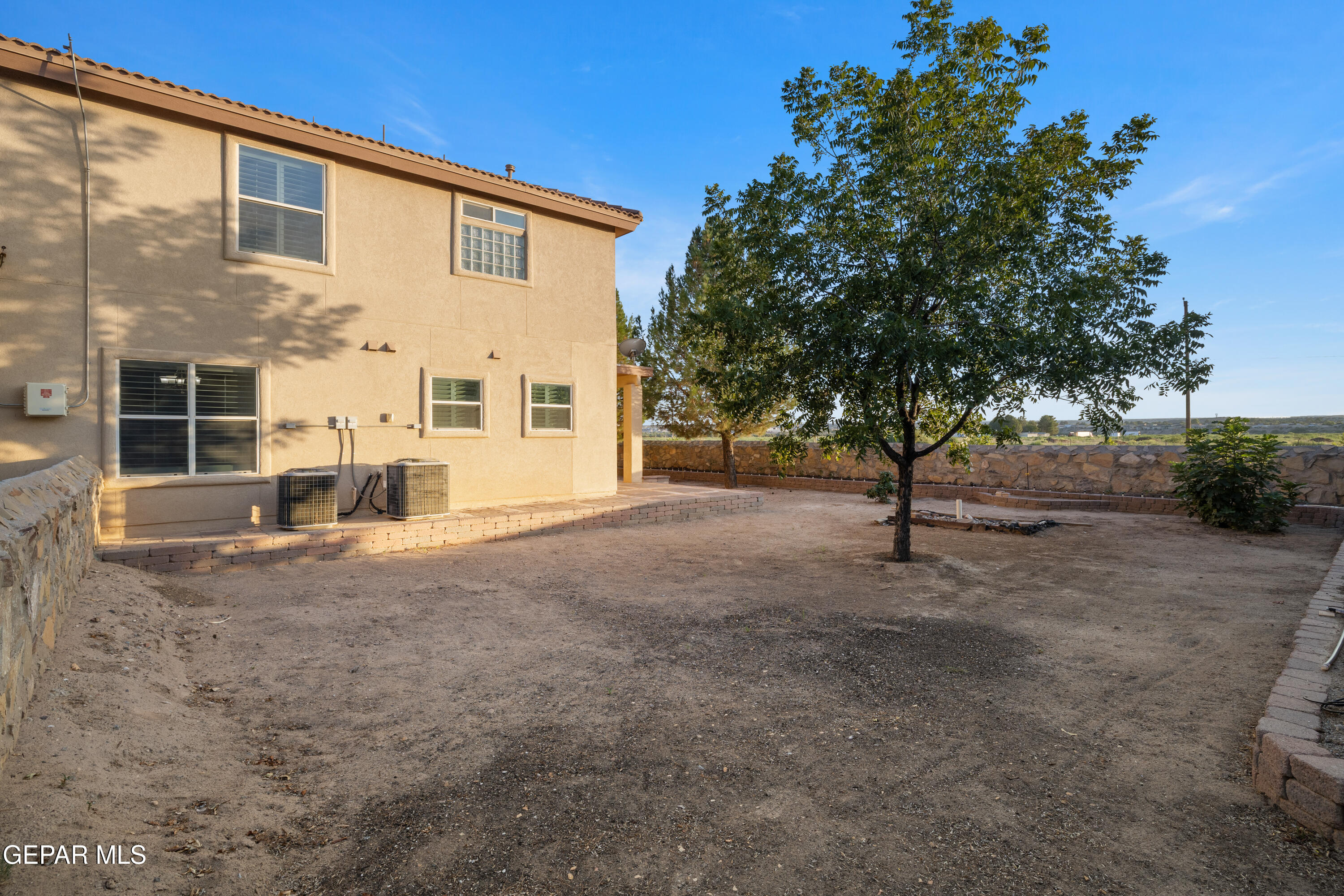 6013 VALLE ESPANOLA Lane