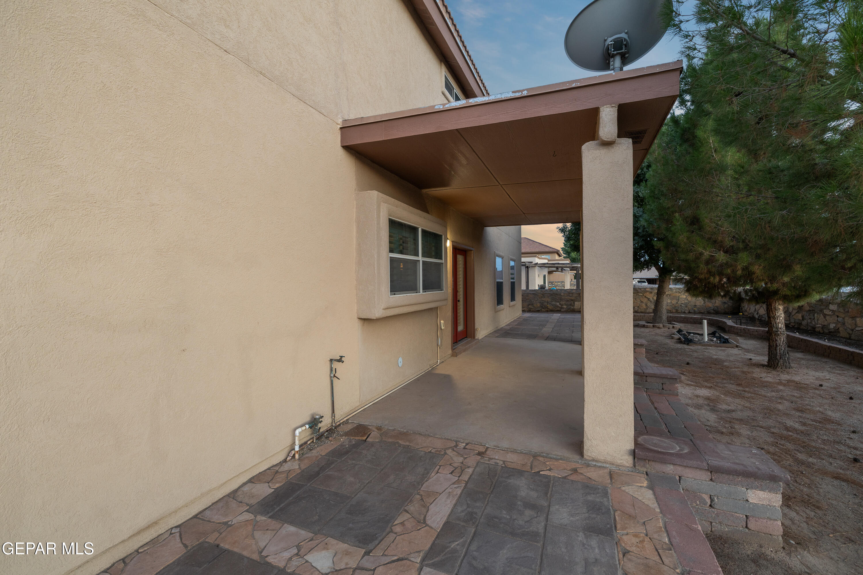 6013 VALLE ESPANOLA Lane