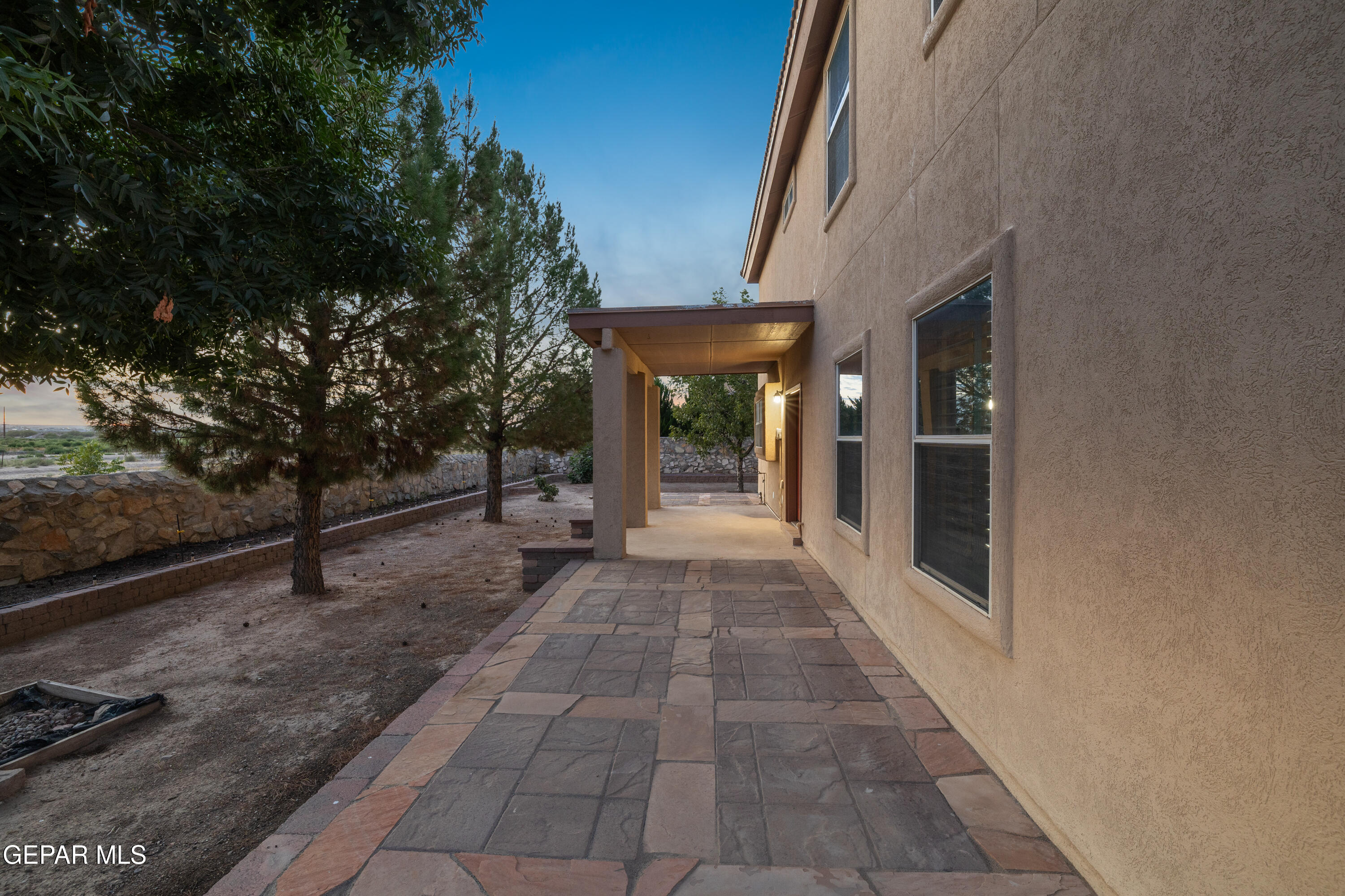 6013 VALLE ESPANOLA Lane