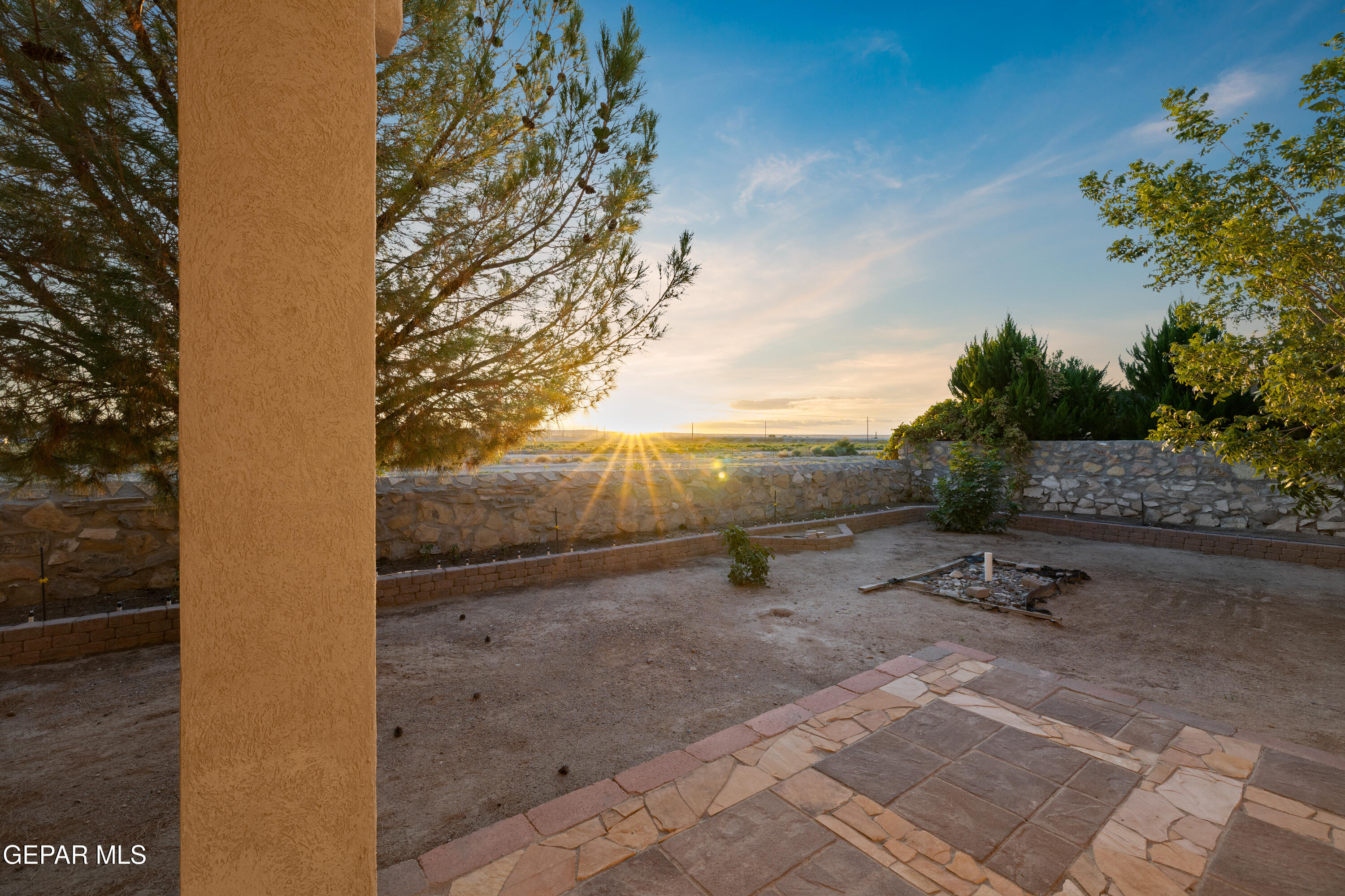 6013 VALLE ESPANOLA Lane