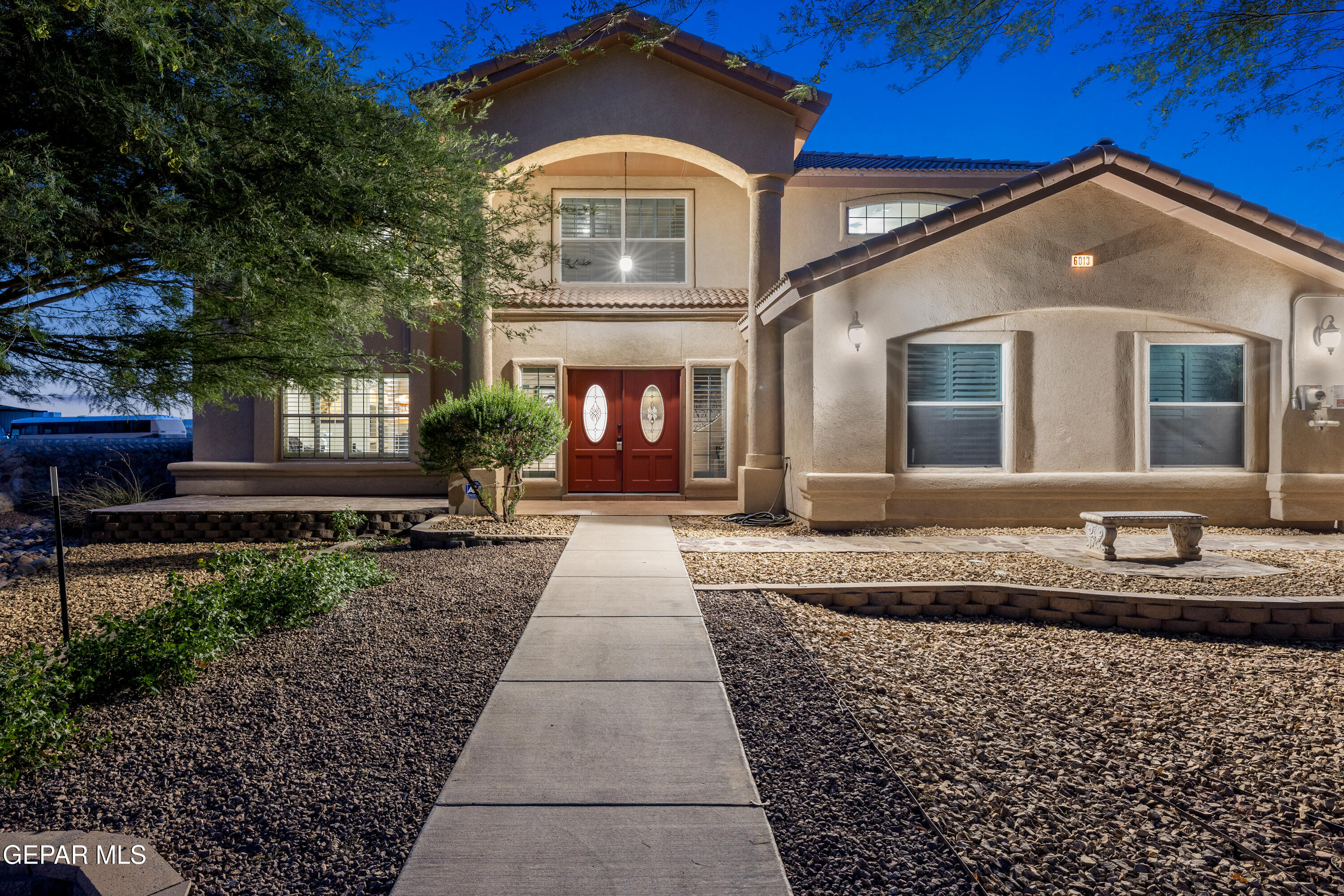 6013 VALLE ESPANOLA Lane