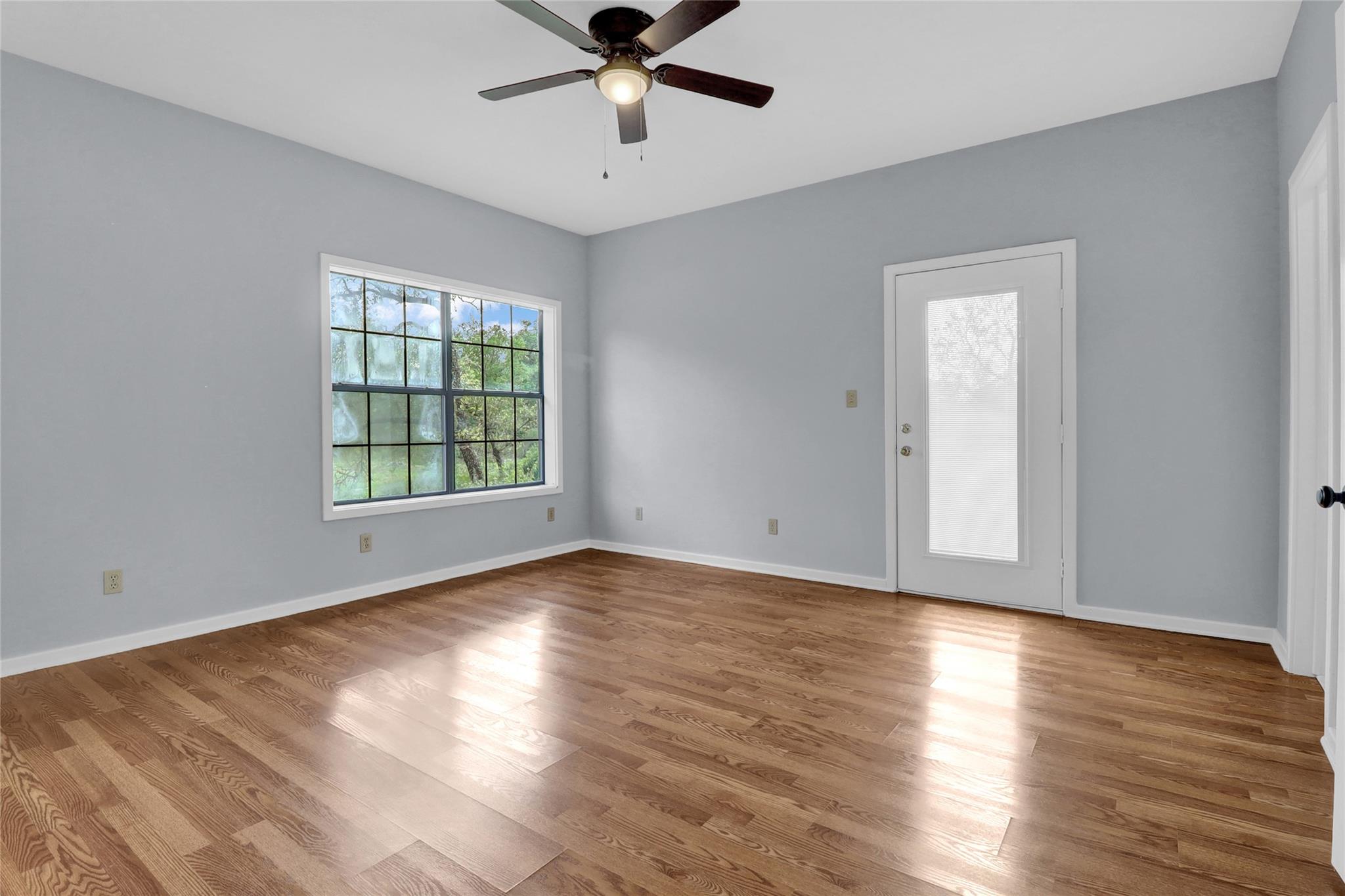 2211 Hilliard RD